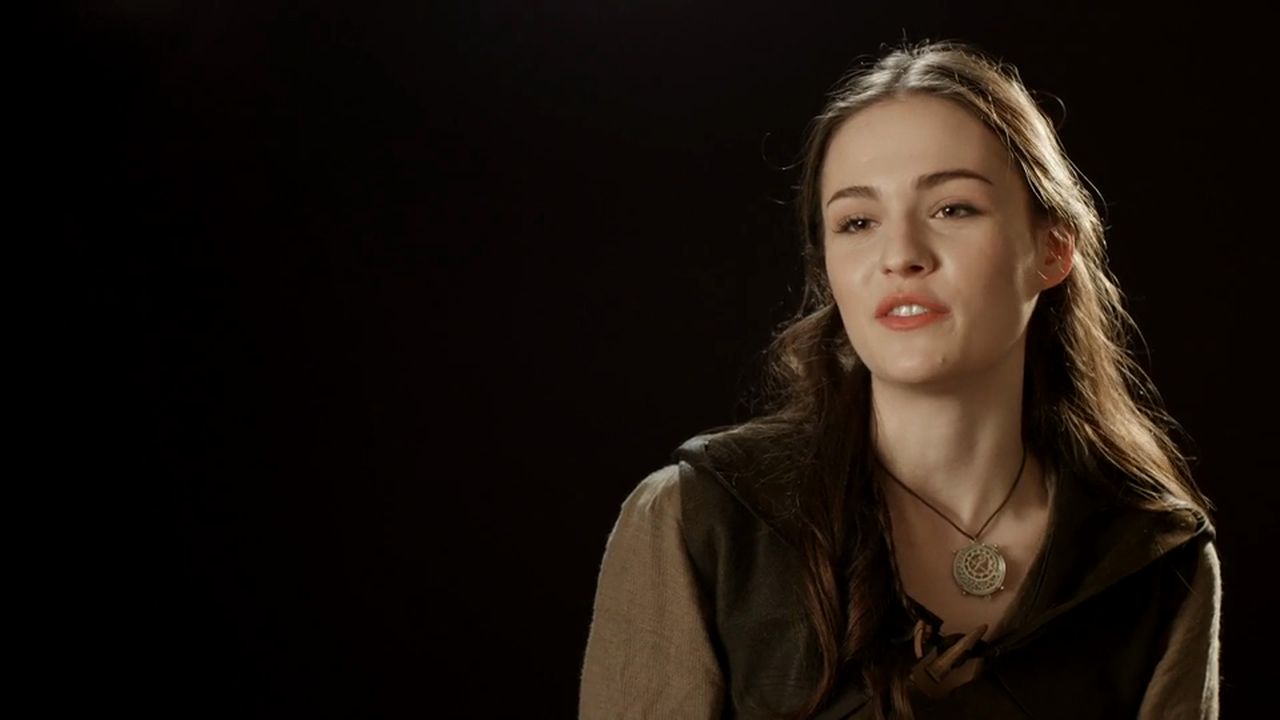 Sophie Skelton (Ren): Can you relate to your character?