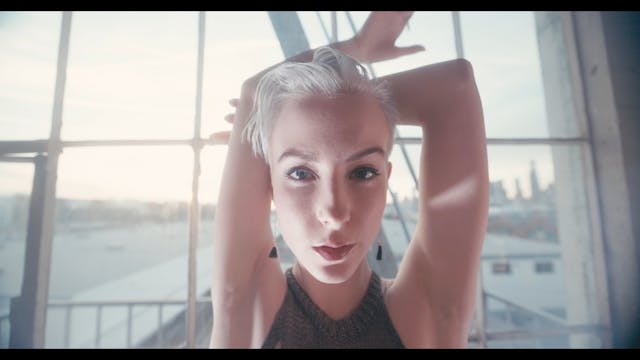 Liviana on all fours