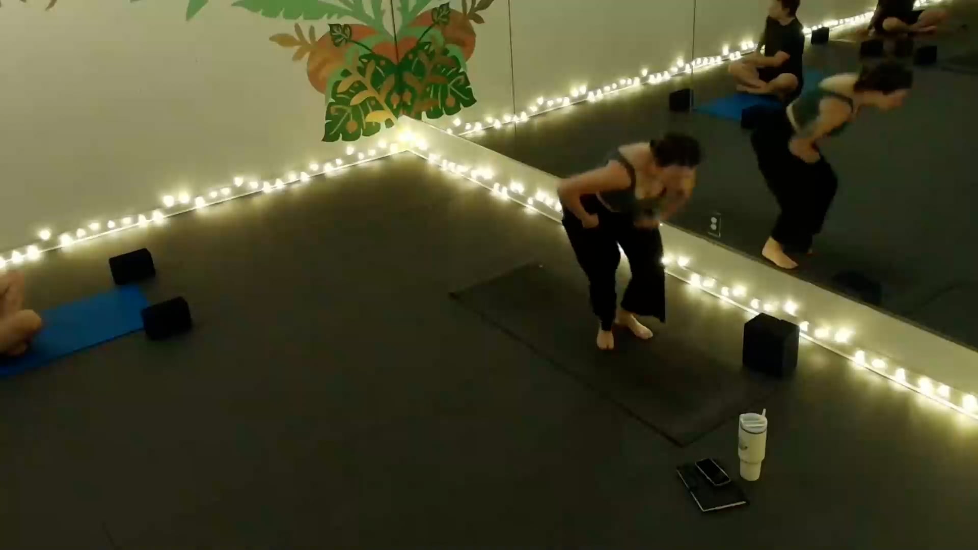 The Retreat: Yoga & Soulful Fitness Video