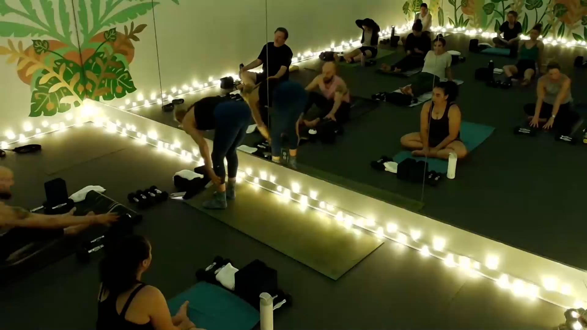 The Retreat: Yoga & Soulful Fitness Video