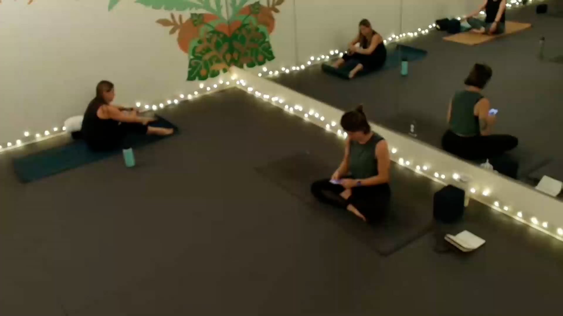 The Retreat: Yoga & Soulful Fitness Video