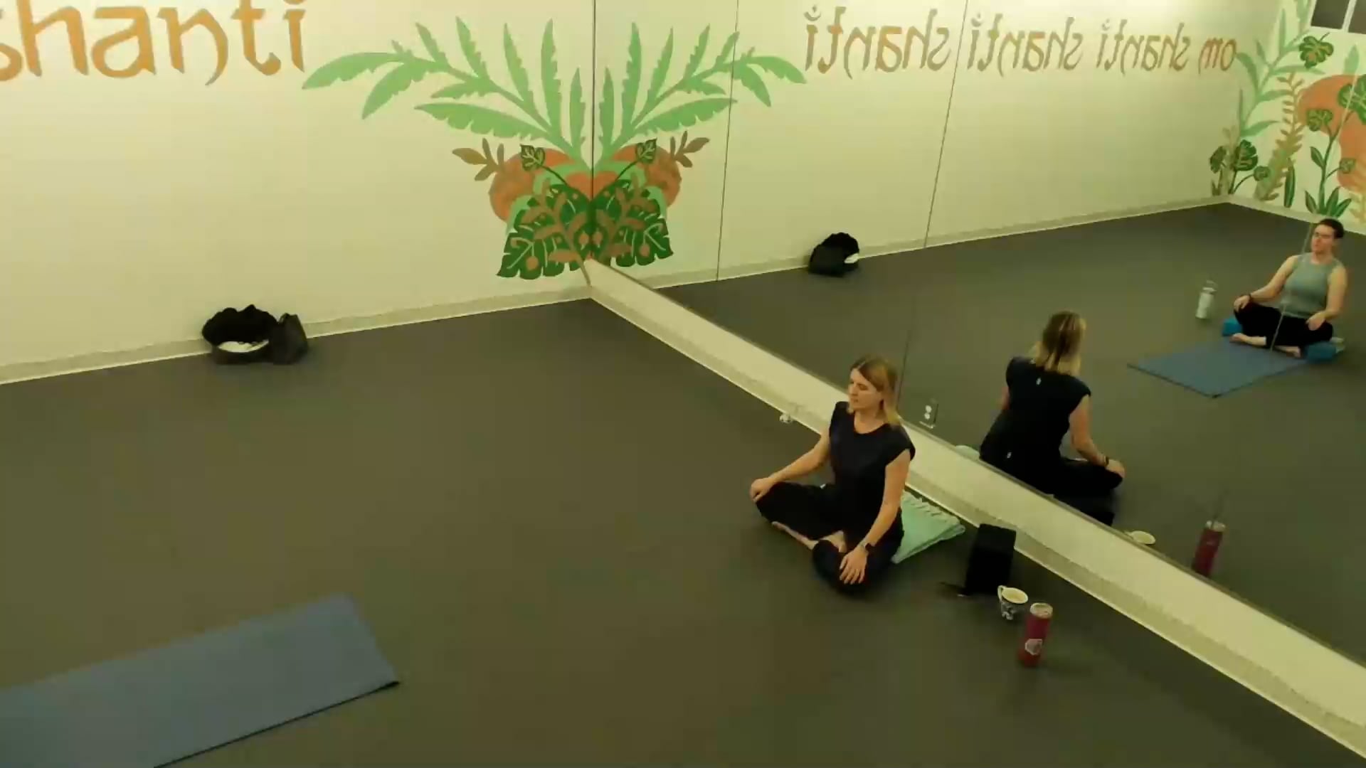 The Retreat: Yoga & Soulful Fitness Video