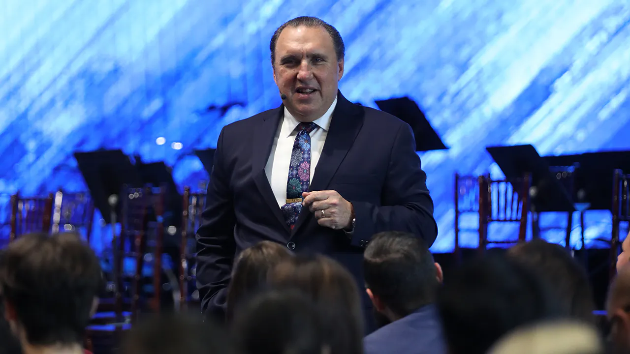 Revival β Part 1 | Rodney Howard-Browne - Revival TV