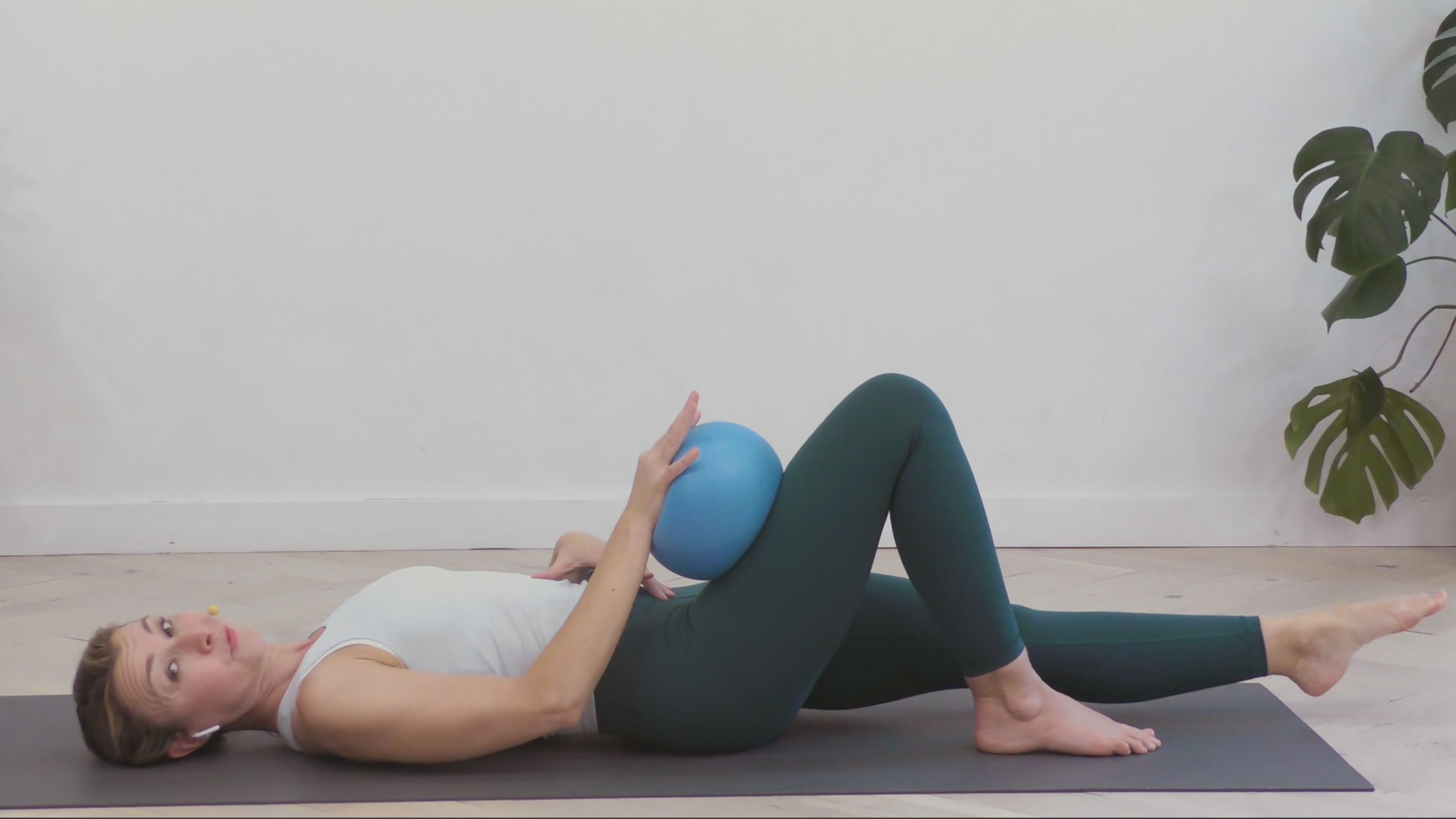 *NEW* Express Core Pilates, 6 Min.