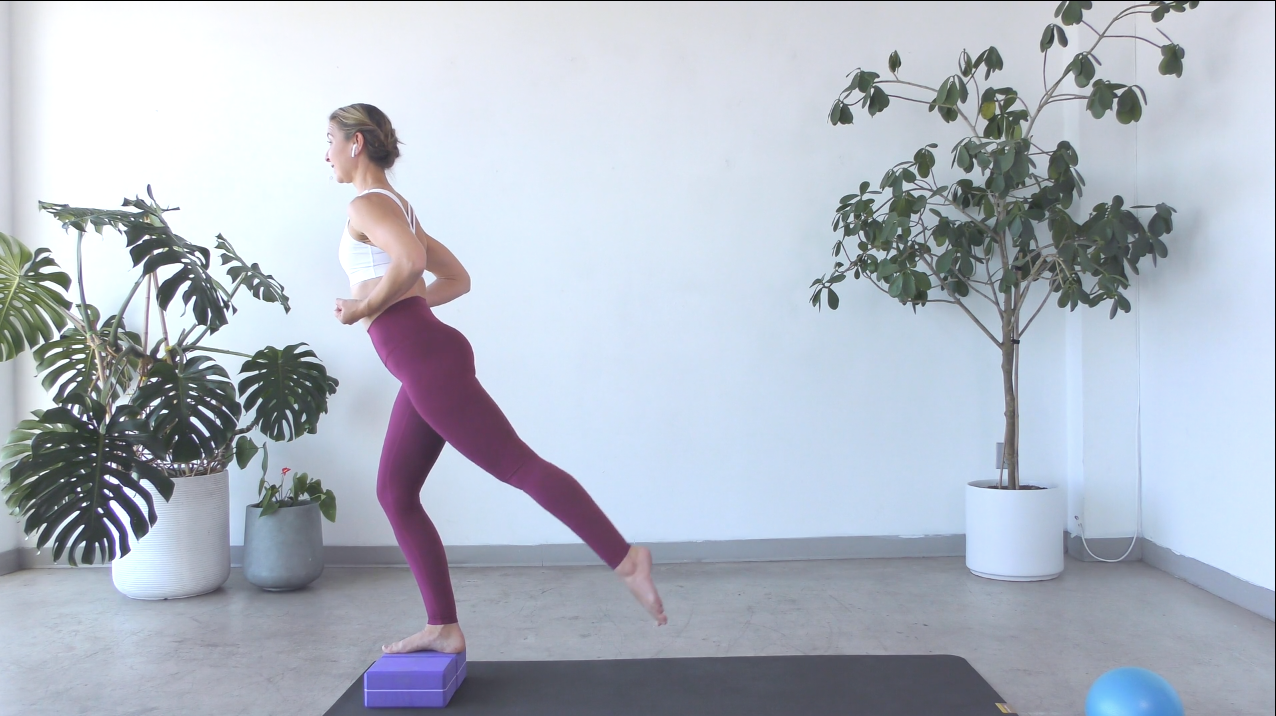 Day 2 + 3 : Glutes, Thighs + Your Balance