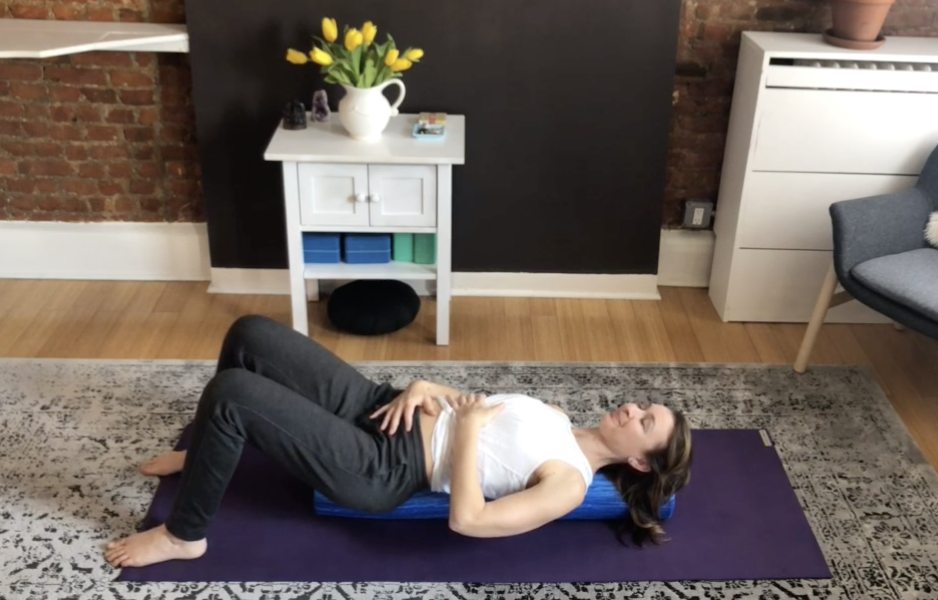 Roll + Restore Back + Hip Relief : 21 Min.