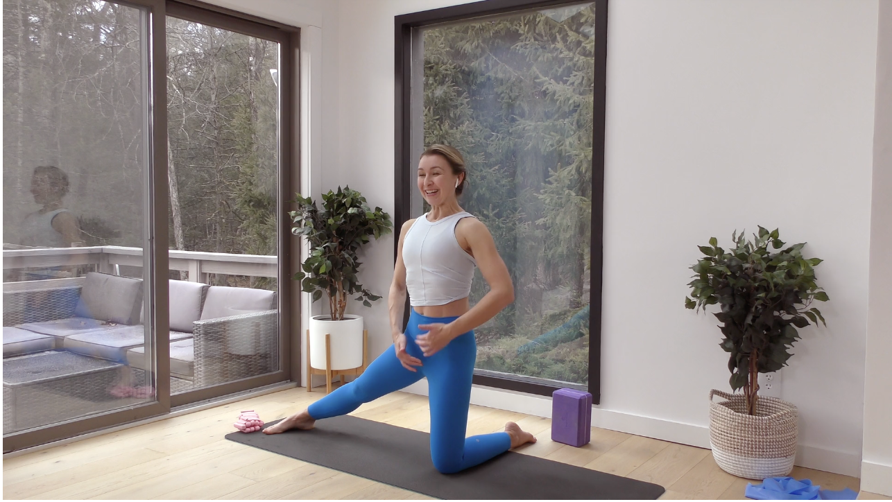 Pelvic Strength + Mobility, 25 Min.