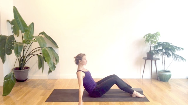Thighs, Abs + Yoga Flow, 20 Min.