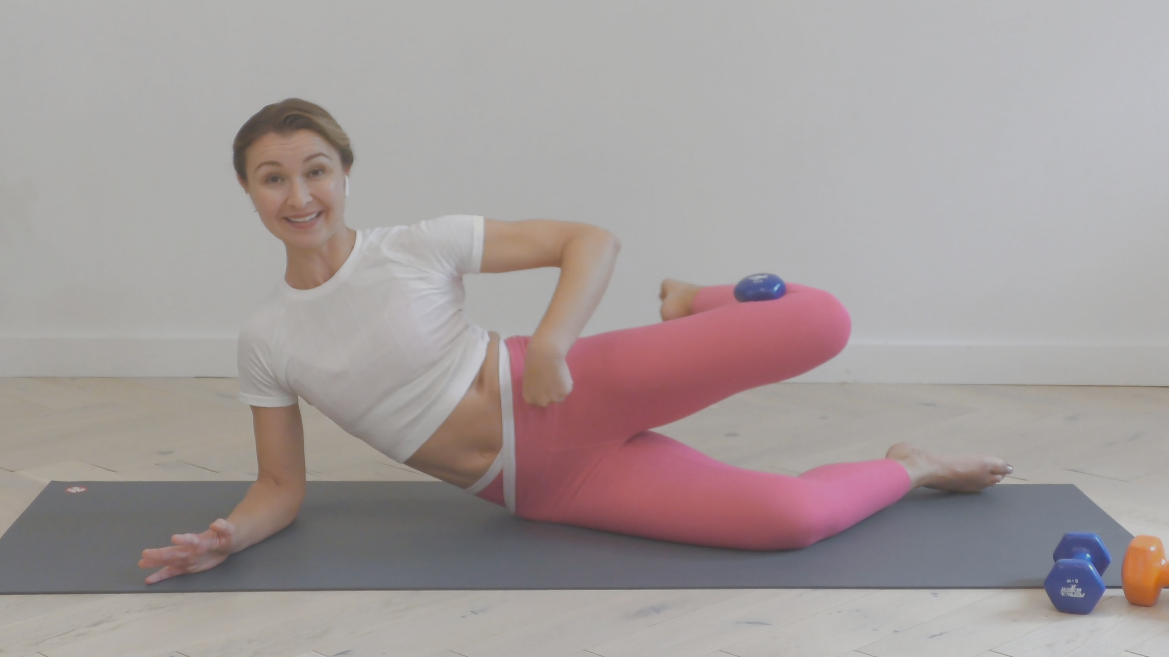 Back, Legs + Hips, 31 Min.