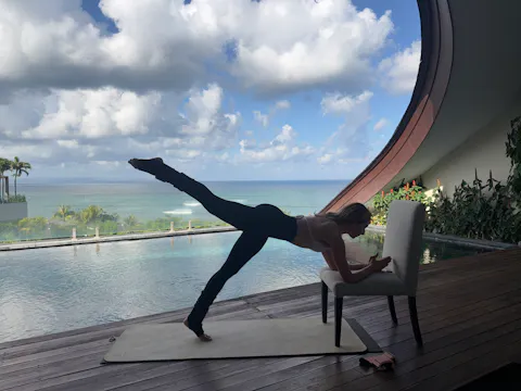 29 Minute Lean Side Body | Barre-Insp...