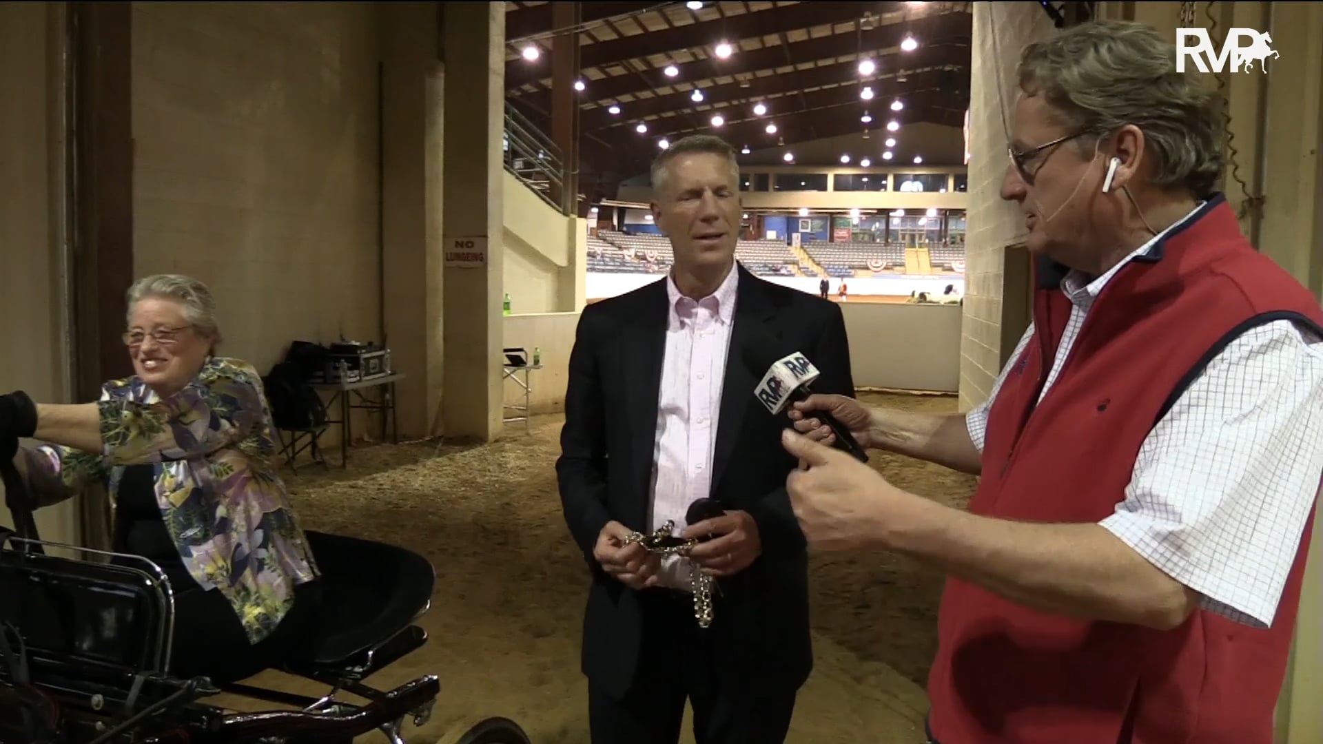 BB19 - Class 122 - Queen's Rebel Yell