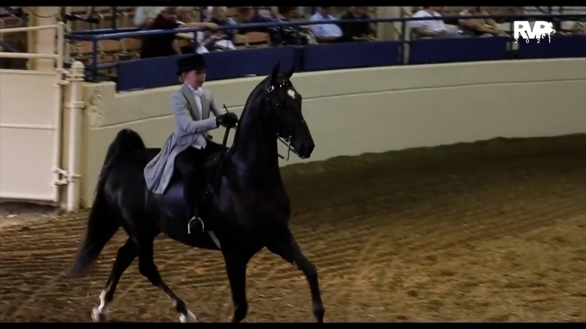 MW21 - Class 31 - Bourbon Select and Julia Tiller, up - ISO