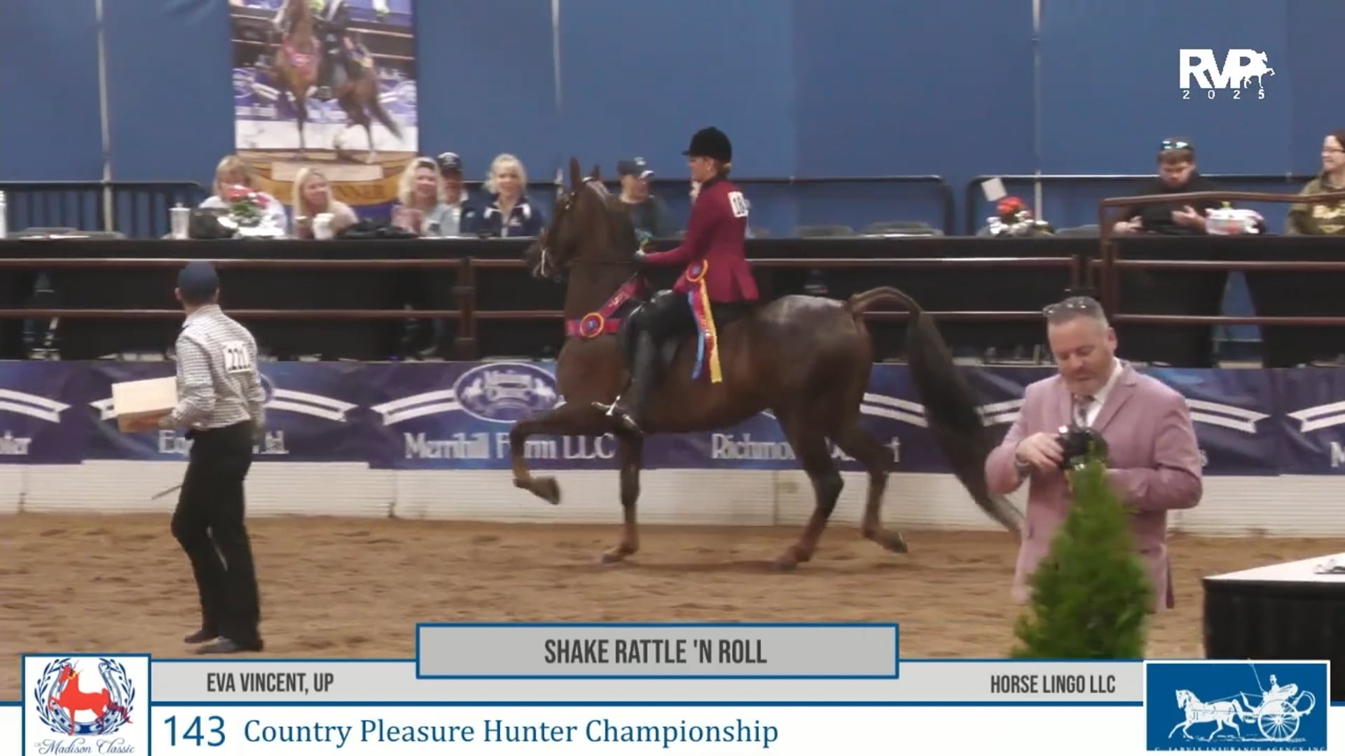 MC25 - Class 143 - Shake Rattle 'N Roll and Eva Vincent, Up