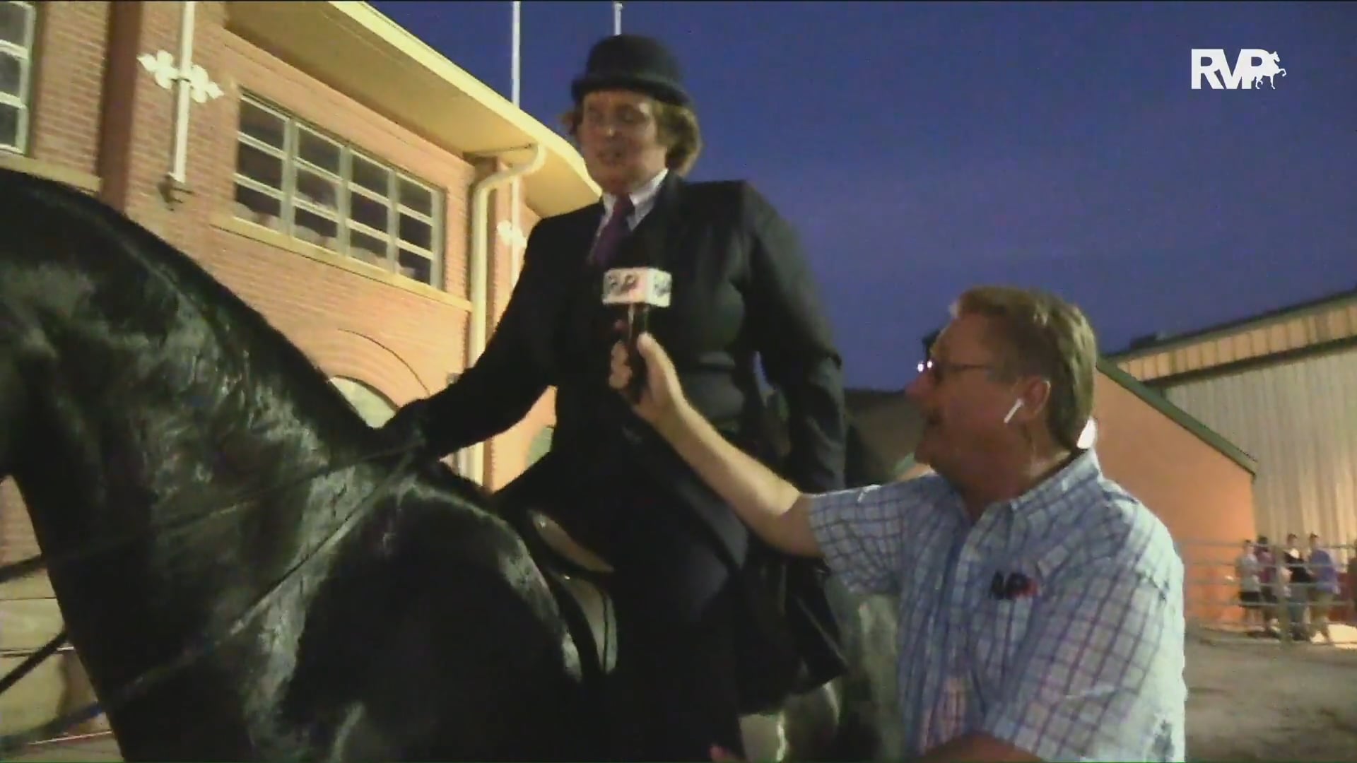 MW18-  Class 41 - Share The Moment