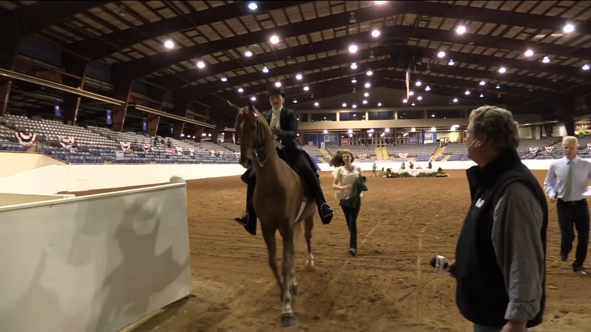 BB19 - Class 39 - Save The Day