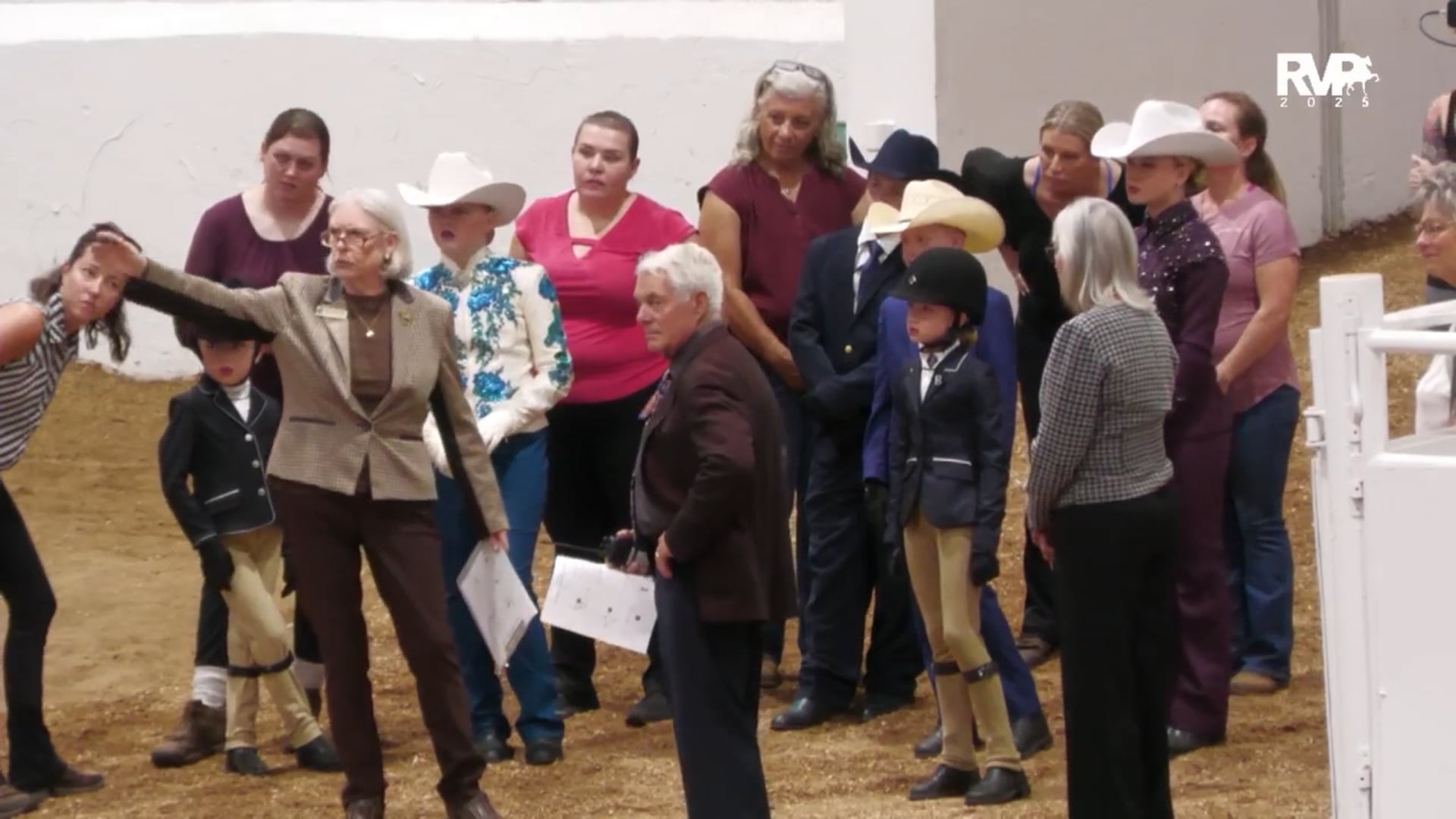 MGN25 - Class 351 - WC Fitting & Showmanship 13 & Under