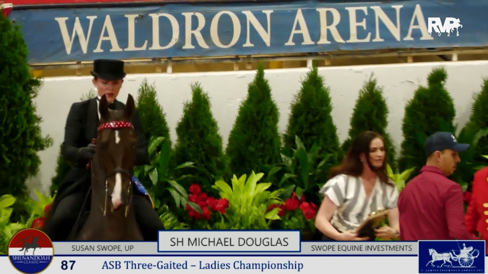 SC25 - Class 87 - SH Michael Douglas and Camille Cowart, Up