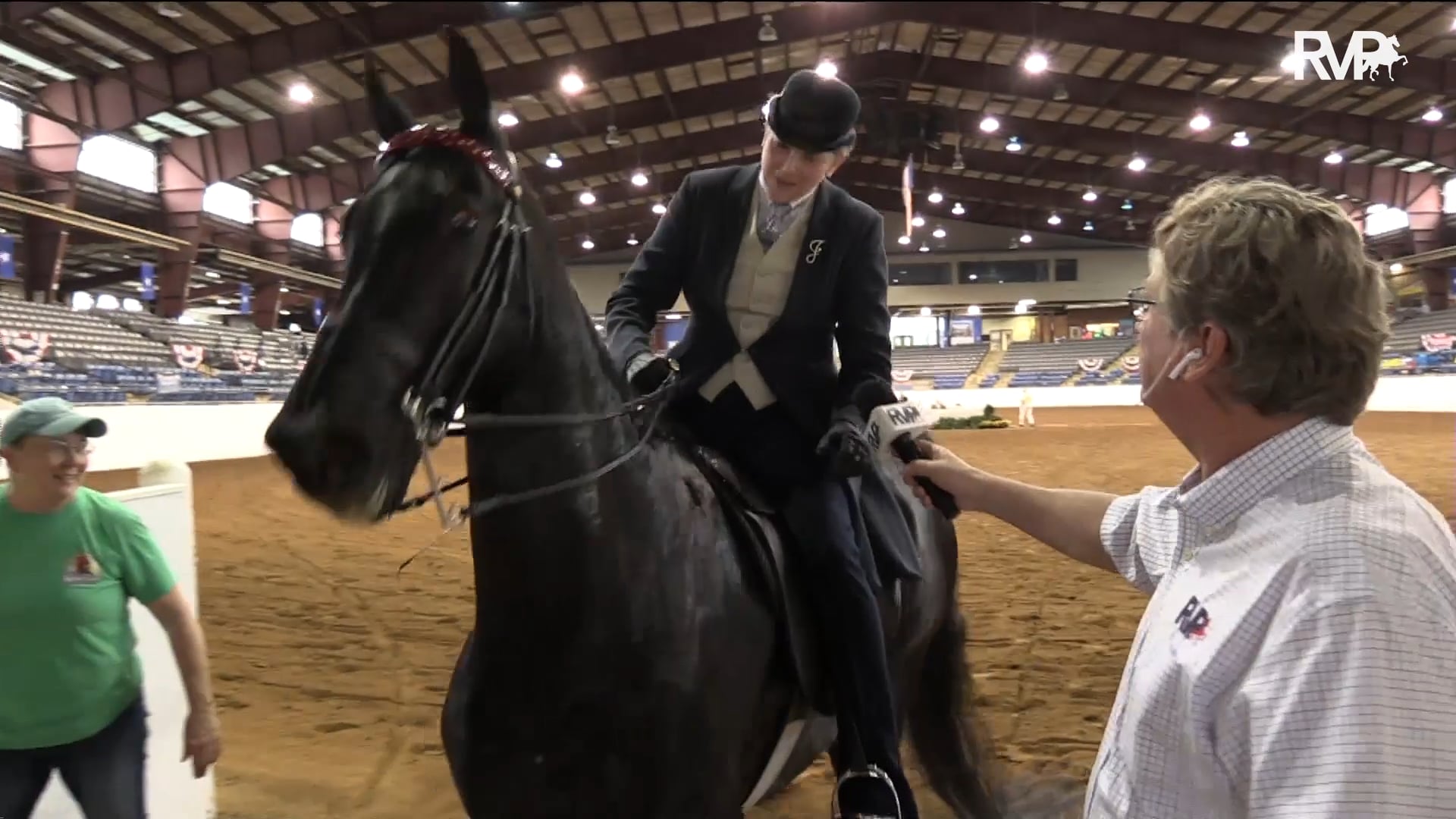 BB19 - Class 115B - Moonlight and Mistletoe