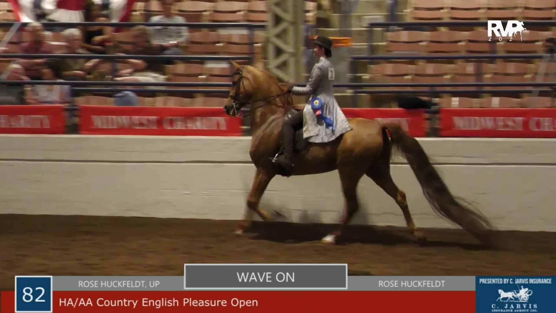 MW21 - Class 82 - Wave On and Rose Huckfeldt, up