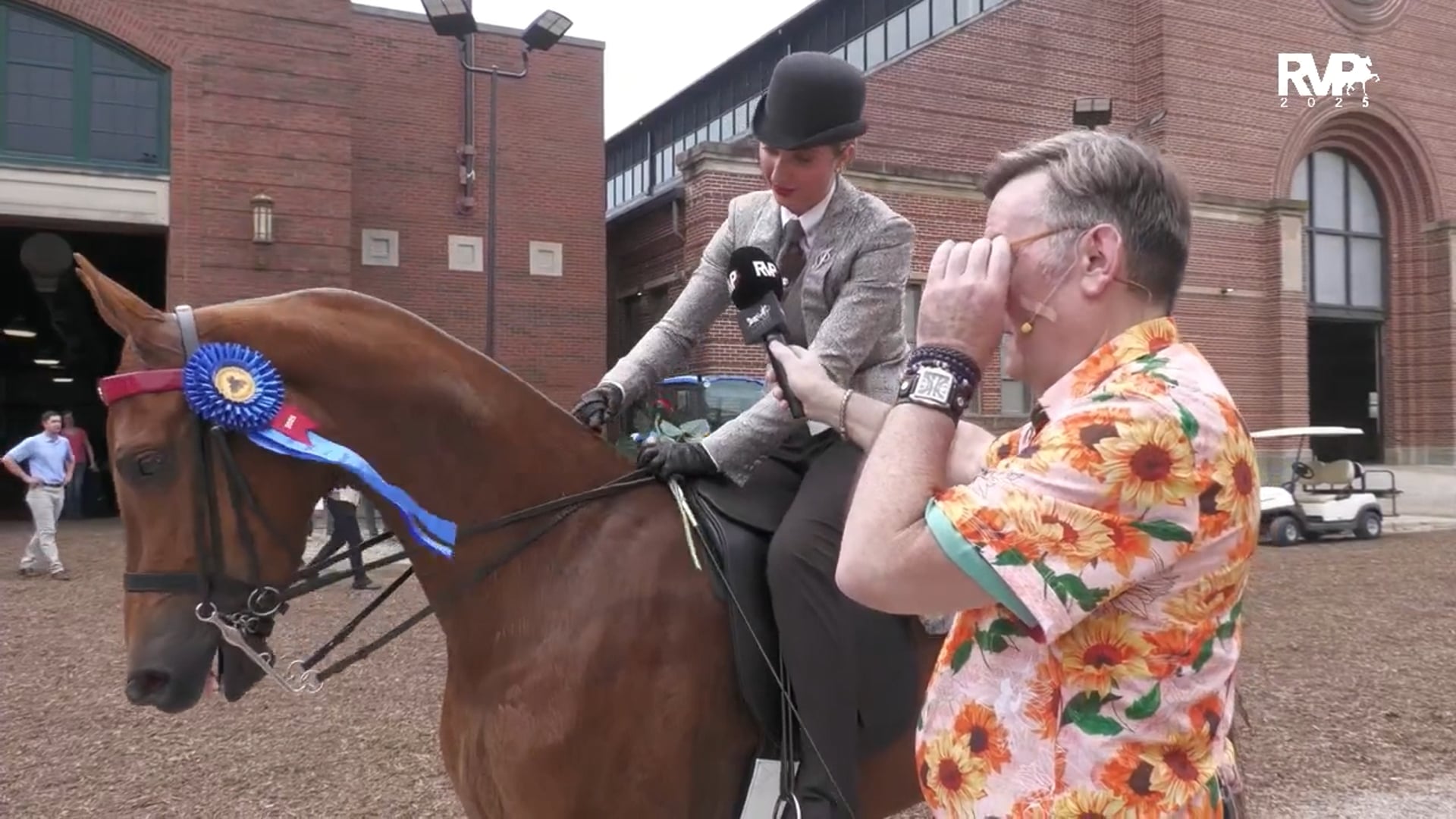 MW25 - Class 117 - HS Fortunista and Isabella Sims, Up