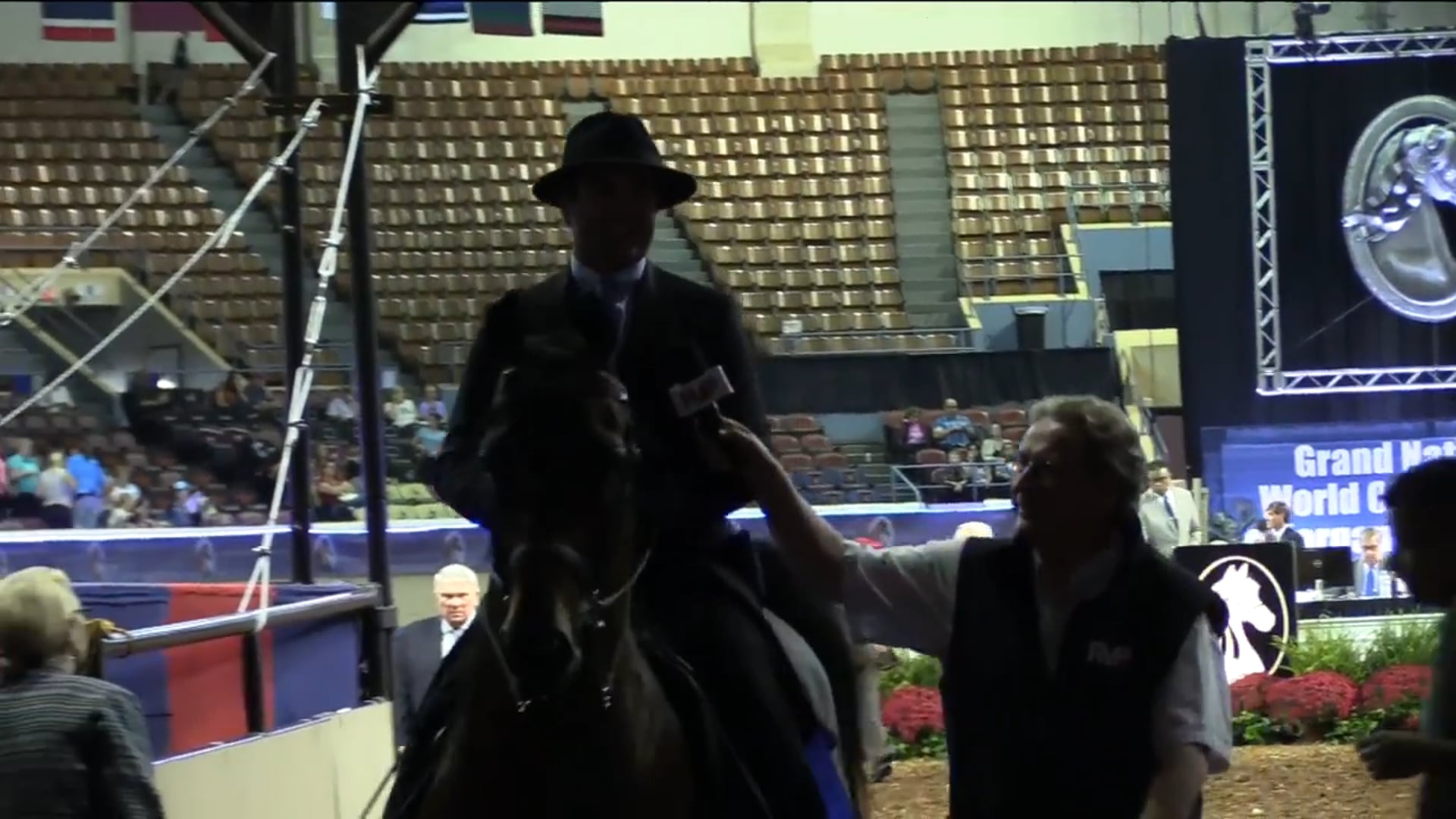 MGN17 - Class 86 - Merriehill After Hours GCH