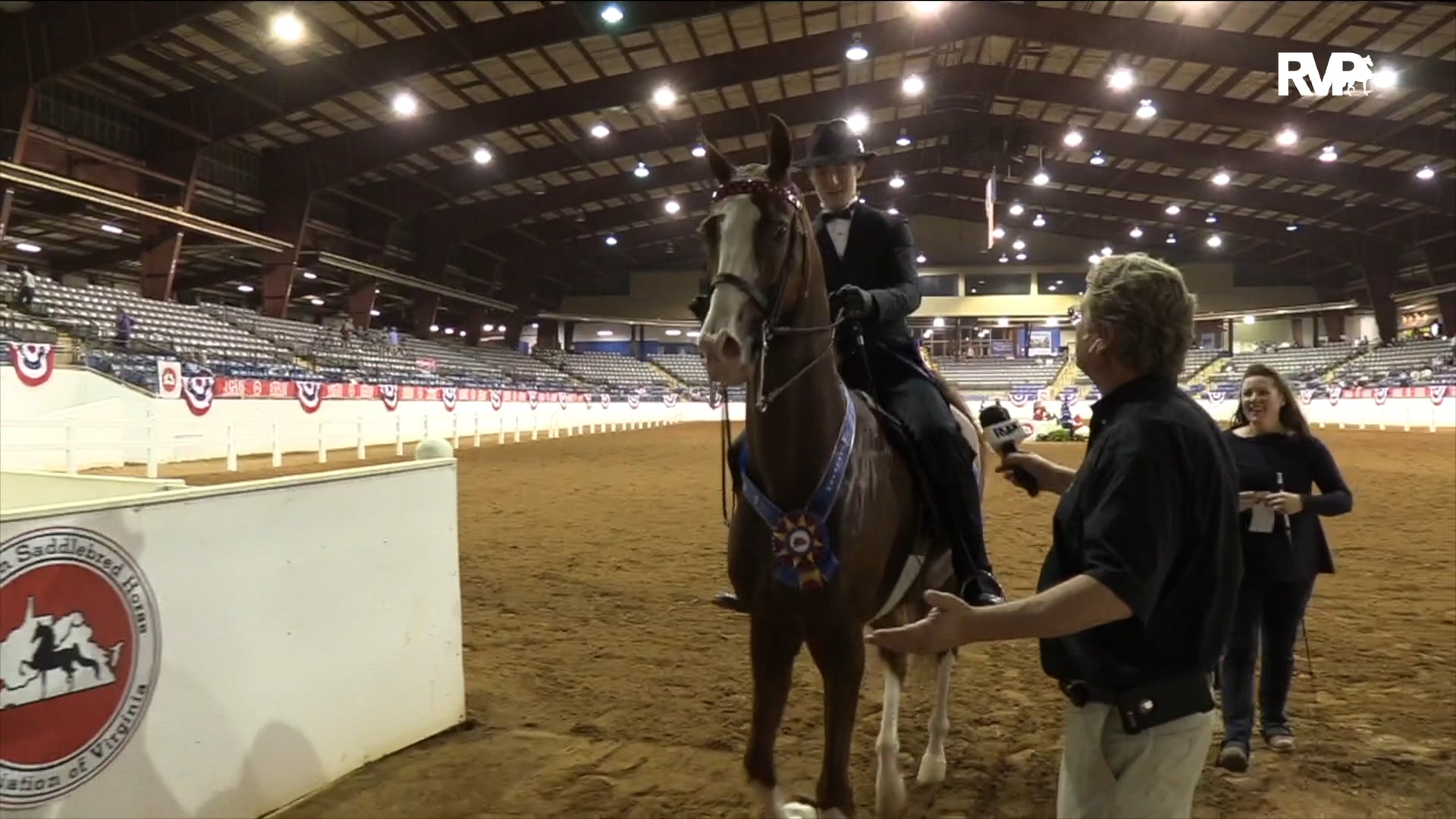 ASHAV19 - Class 112 - Far Away Saloon Cat