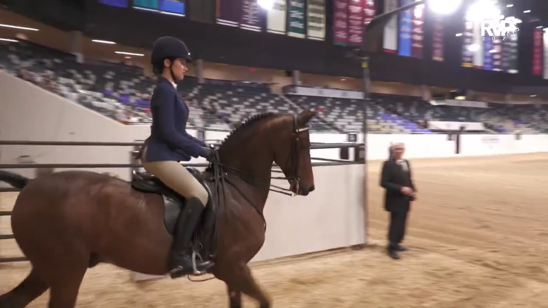 MGN25 - Class 19 - GN Hunter Seat on the Flat Equitation 12 & Under