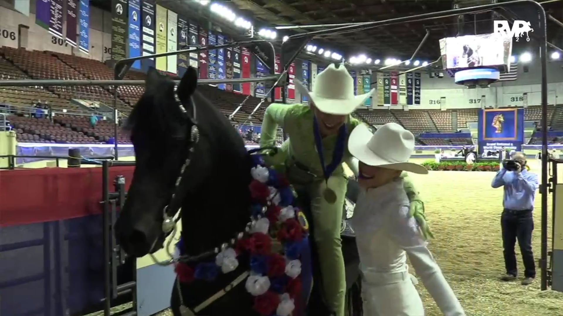 2020 MGN - 10:12 - Monday Evening - Coliseum