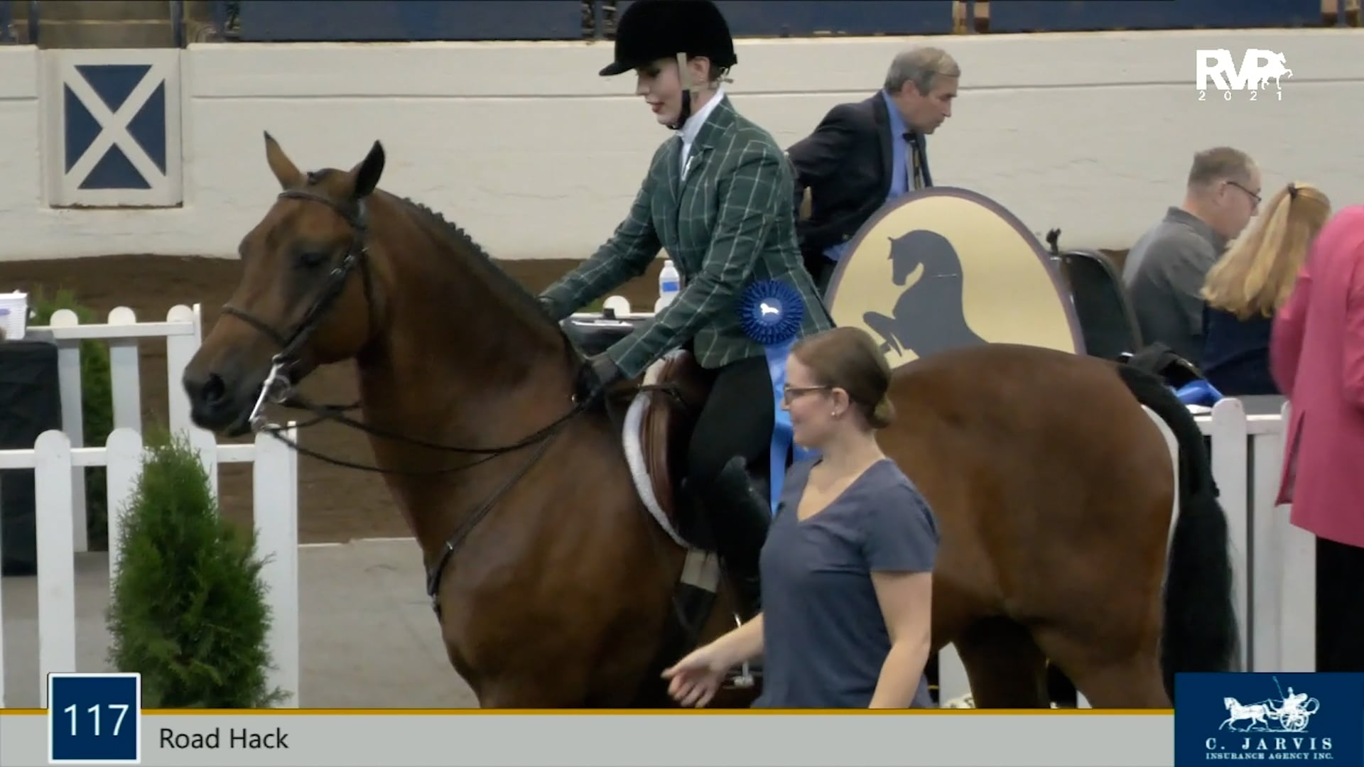 MJ21 - Class 117 - Merriewold Diplomat GCH and Jessica Wilber, up