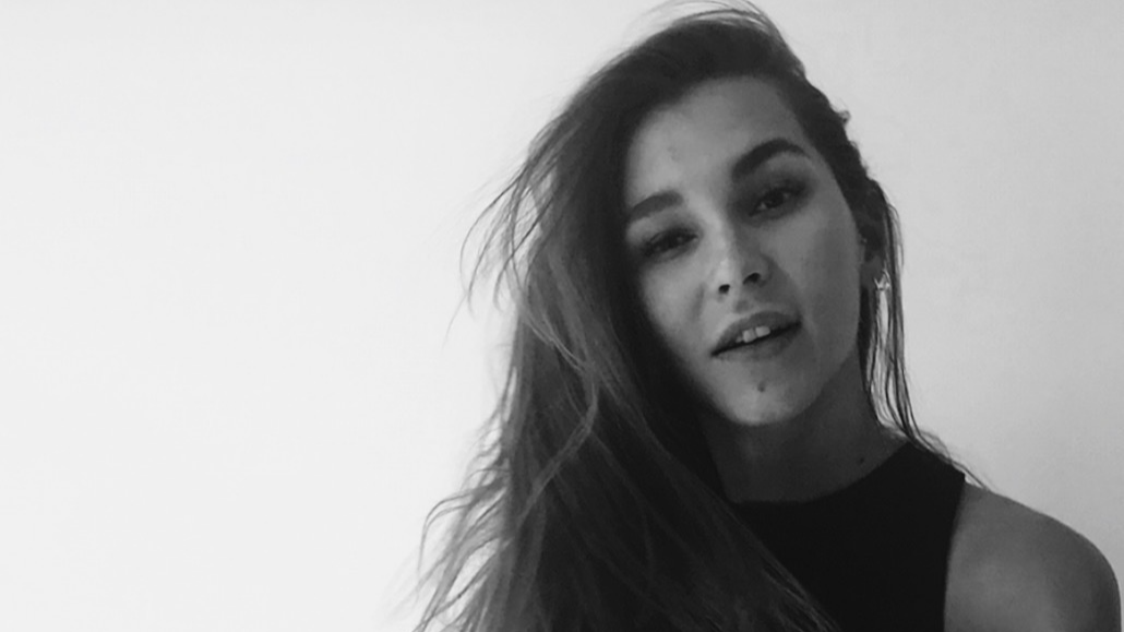 SARA R | OCTOBER 19 . 2020