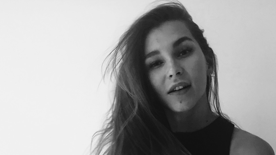 SARA R | SEPTEMBER 28 . 2020