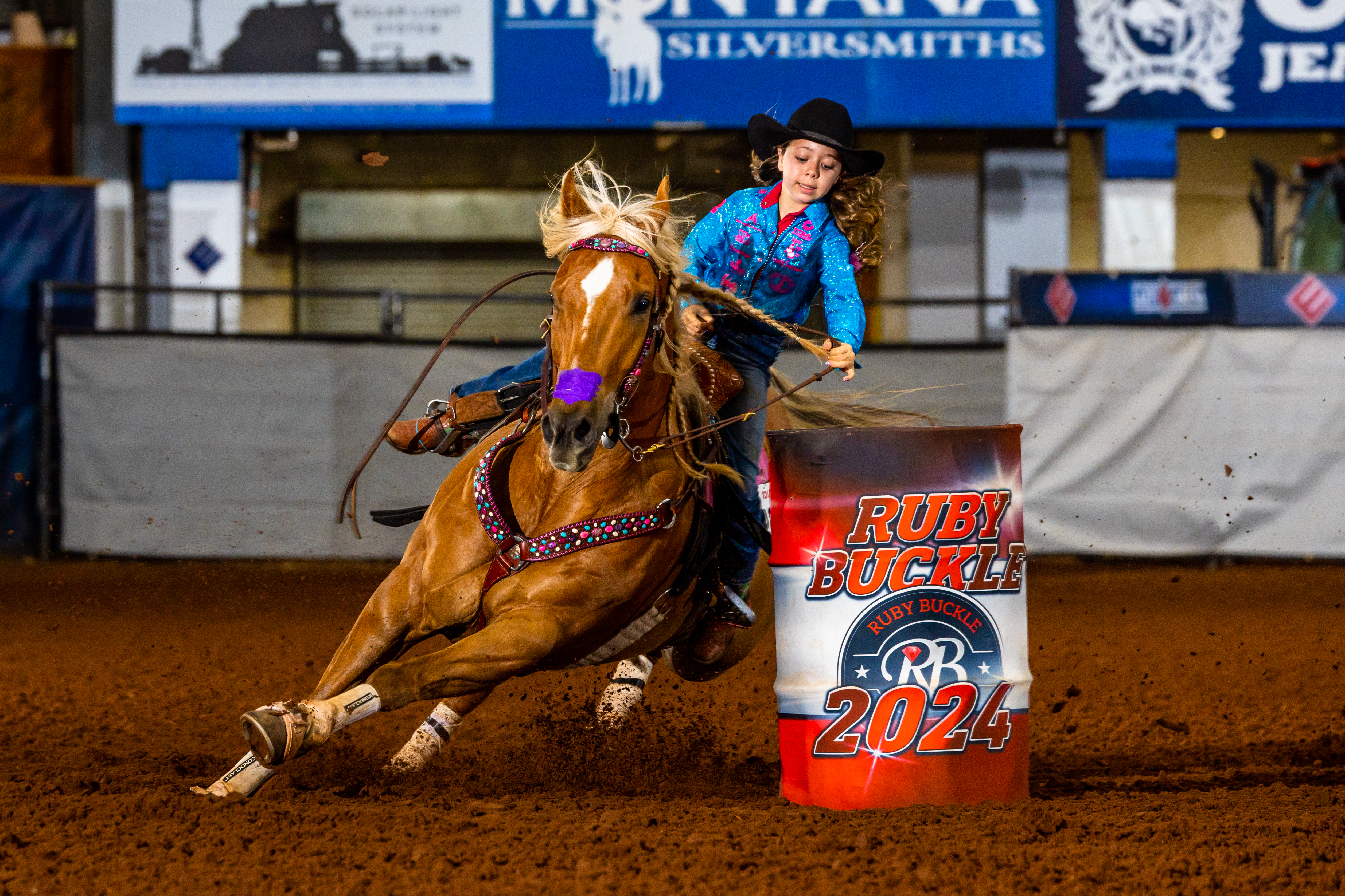 Dusky Lynn Hall on Troublenvrlooksogood