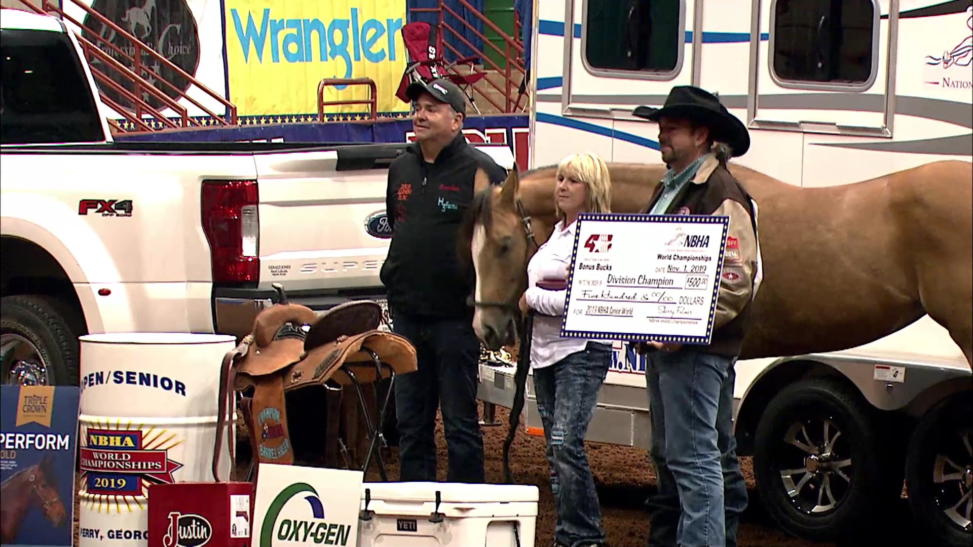 SeniorFinals_Awards_NBHAWOS19.mp4