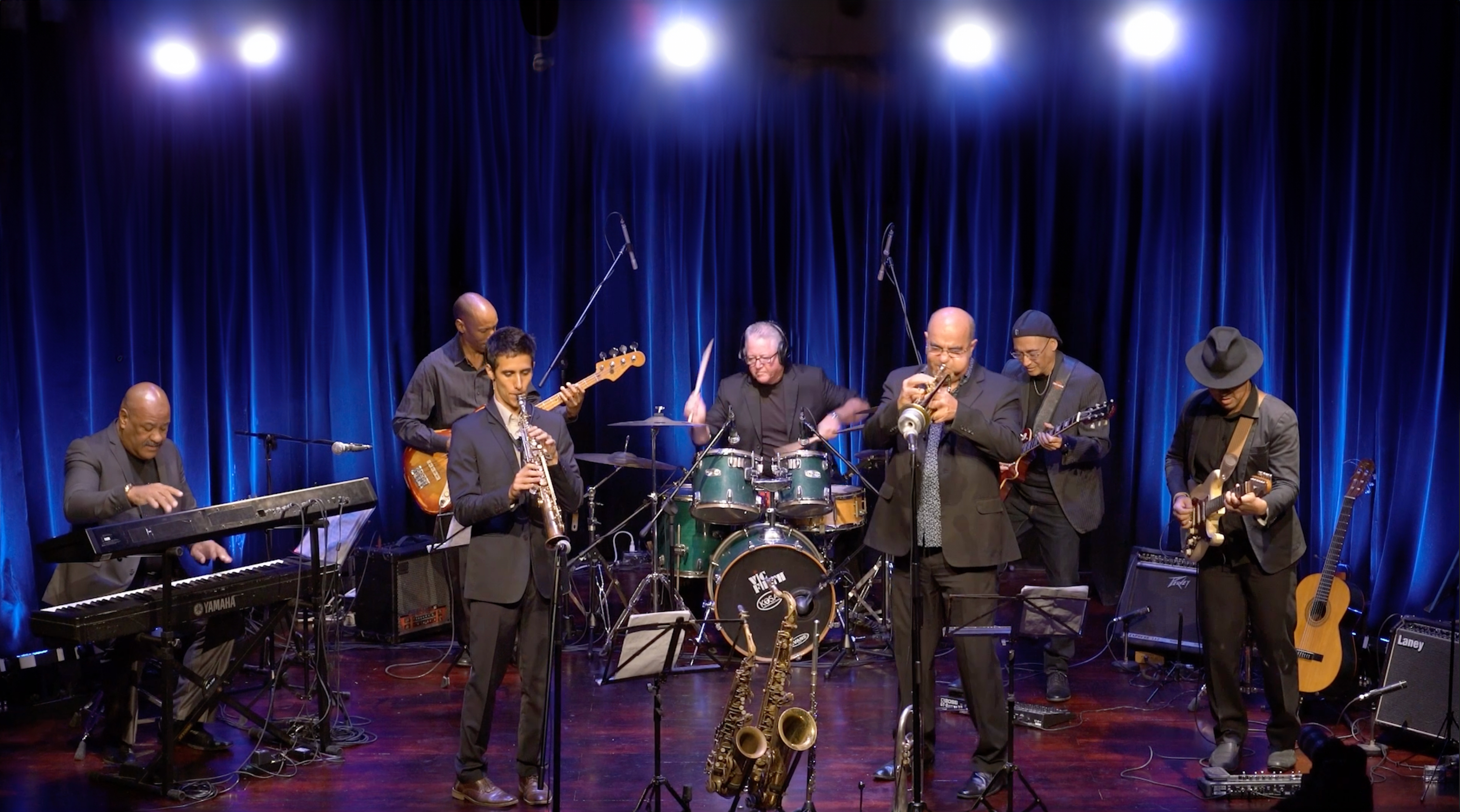 Emilio Vega. Soltando Energía