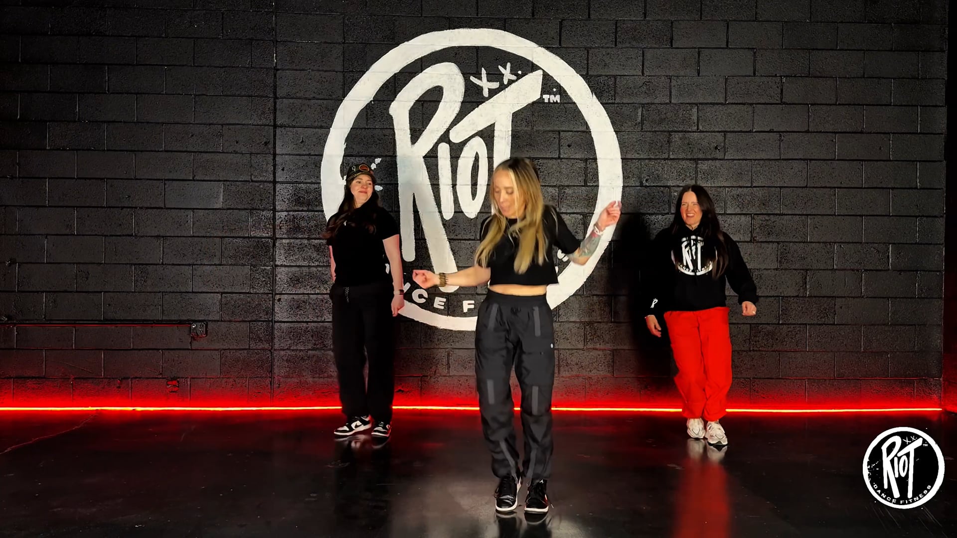 Sexy and I Know It- MITCH DB & Navagio