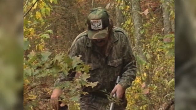 Roger BP Kills 500 lb Hog in Creek*
