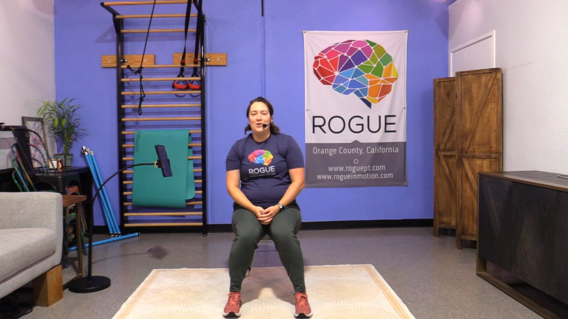 9-18-25 Stretch & Flow ~ Thursday ~ with Alyx!