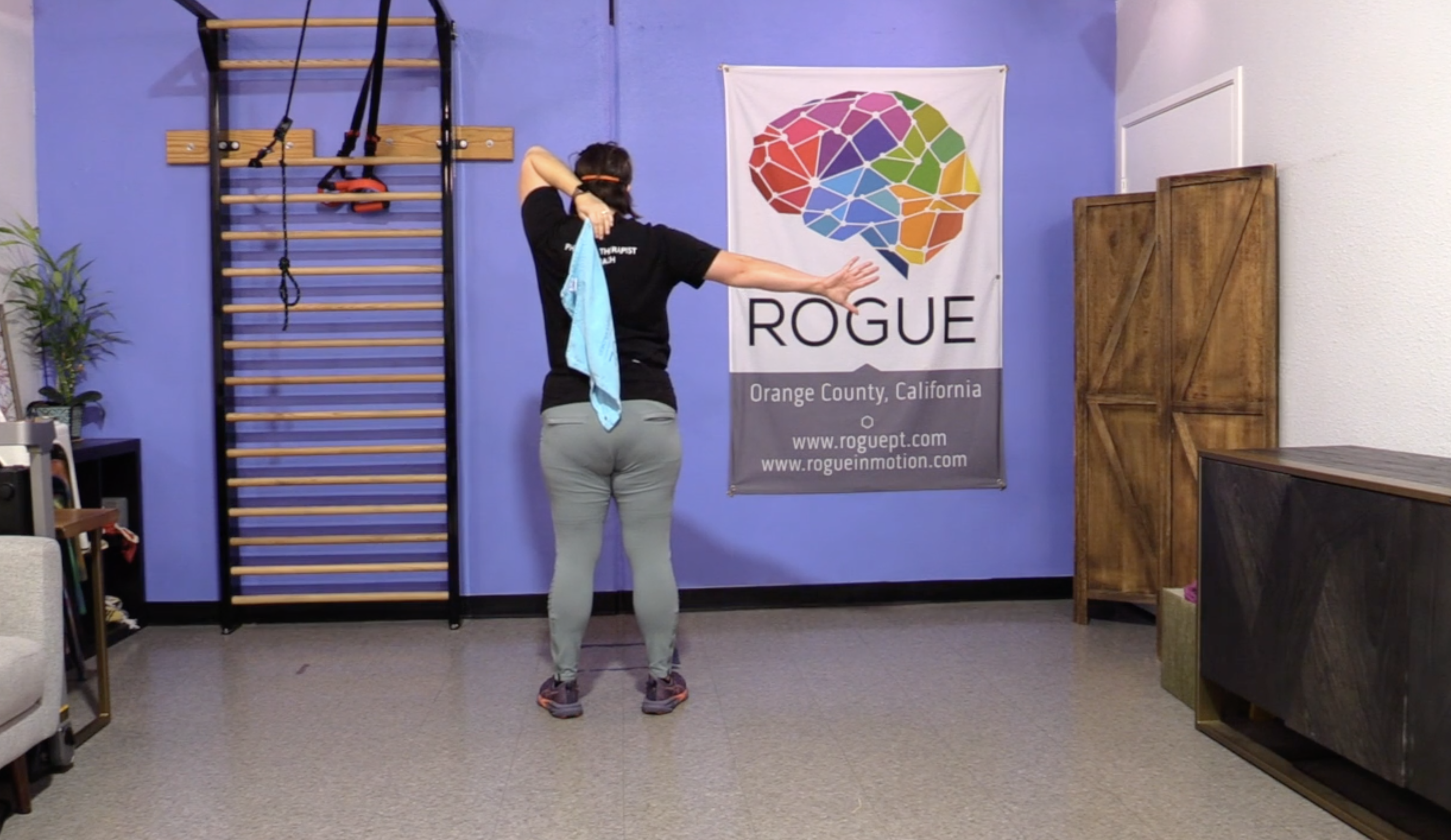 1-13-25 PWR! Moves ~ Monday ~ Balance + Posture Week with Alyx!