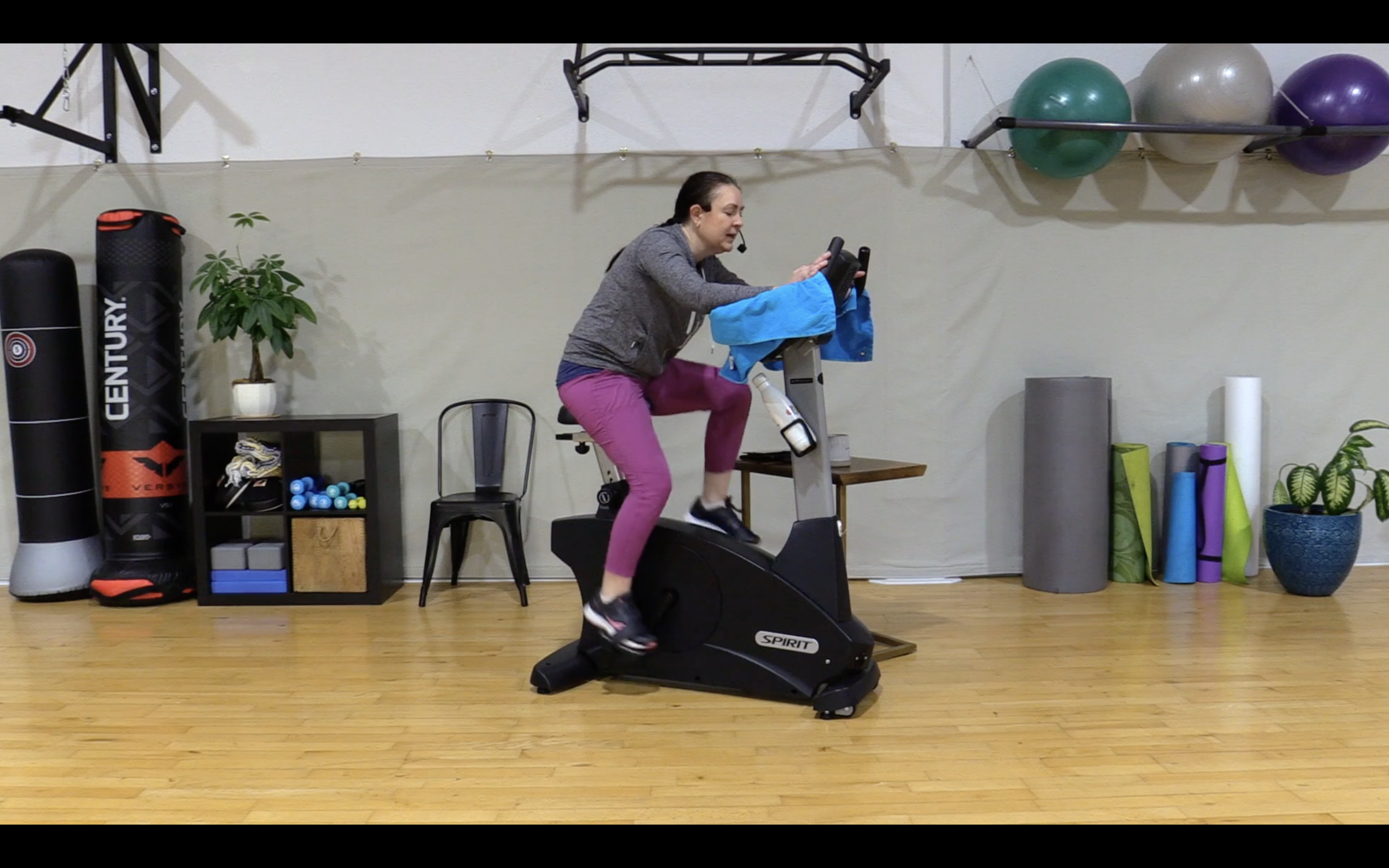 12-16-20 Cardio -- 40 Minutes with Intervals!