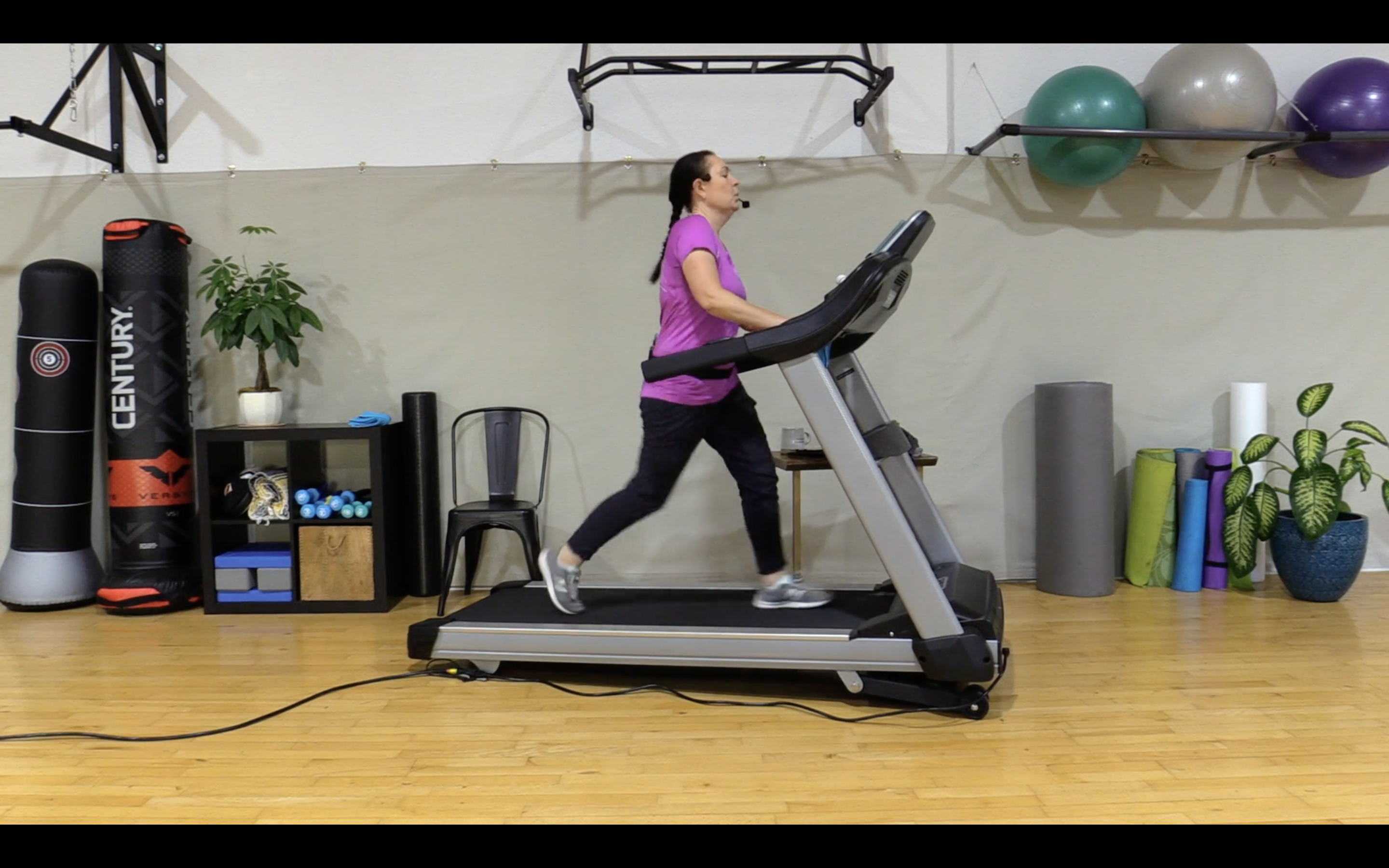 11-11-20 Cardio -- 40 Minutes with Intervals!