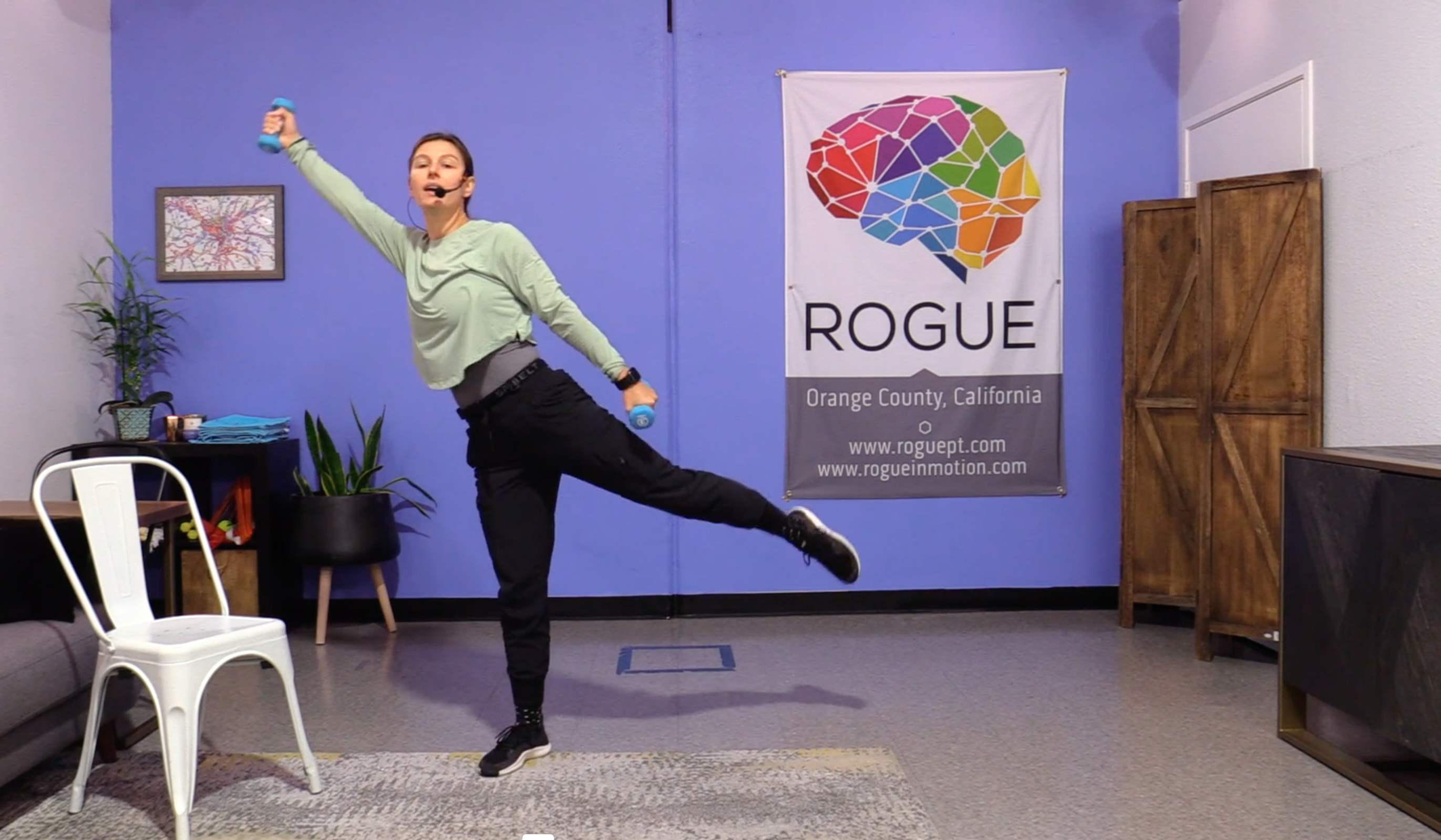 11-18-22 PWR! Moves - Friday - 30 Minutes with Leann!