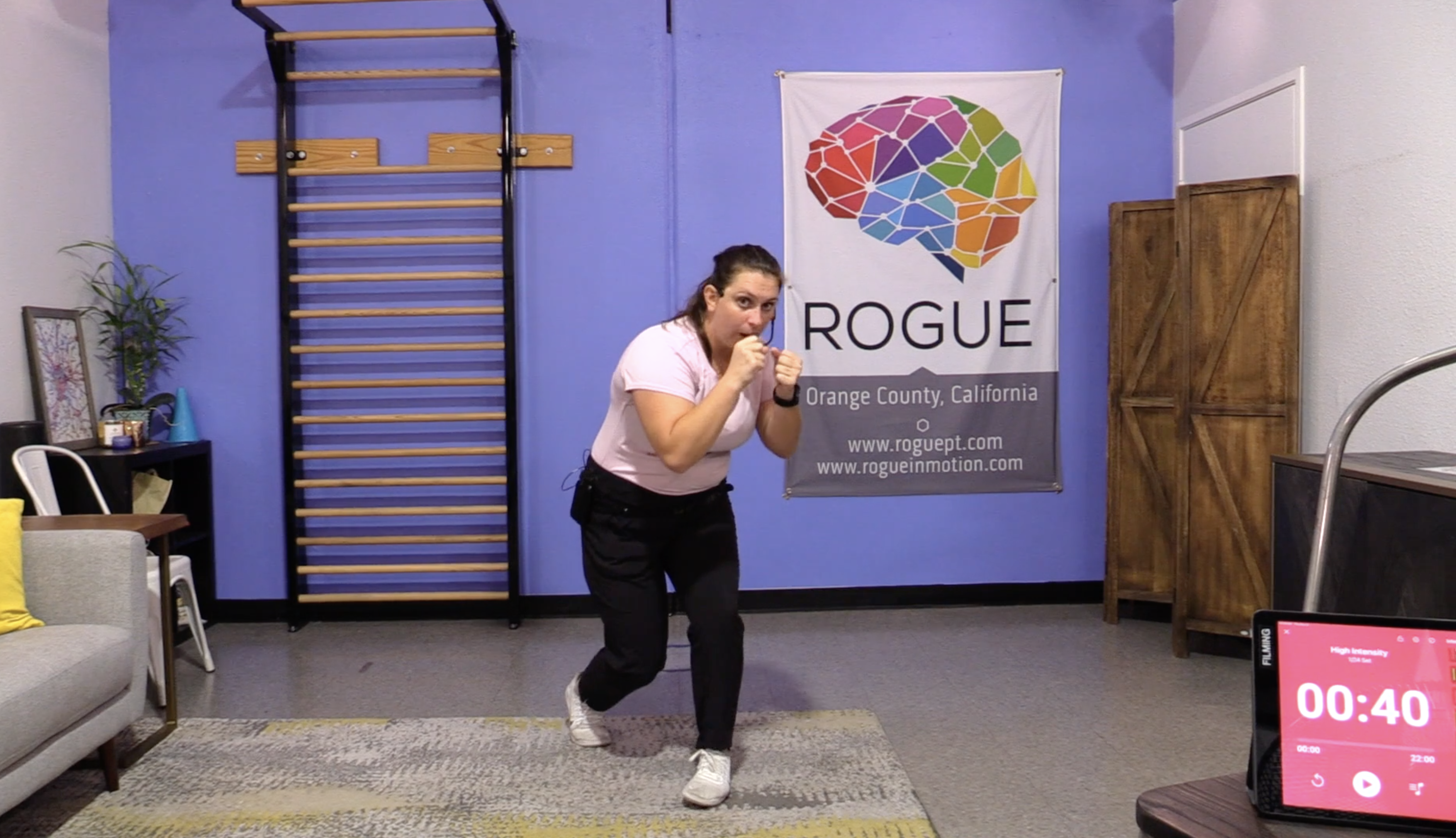 11-9-23 Boxing ~ Thursday ~ Balance + Posture Week with Julia!