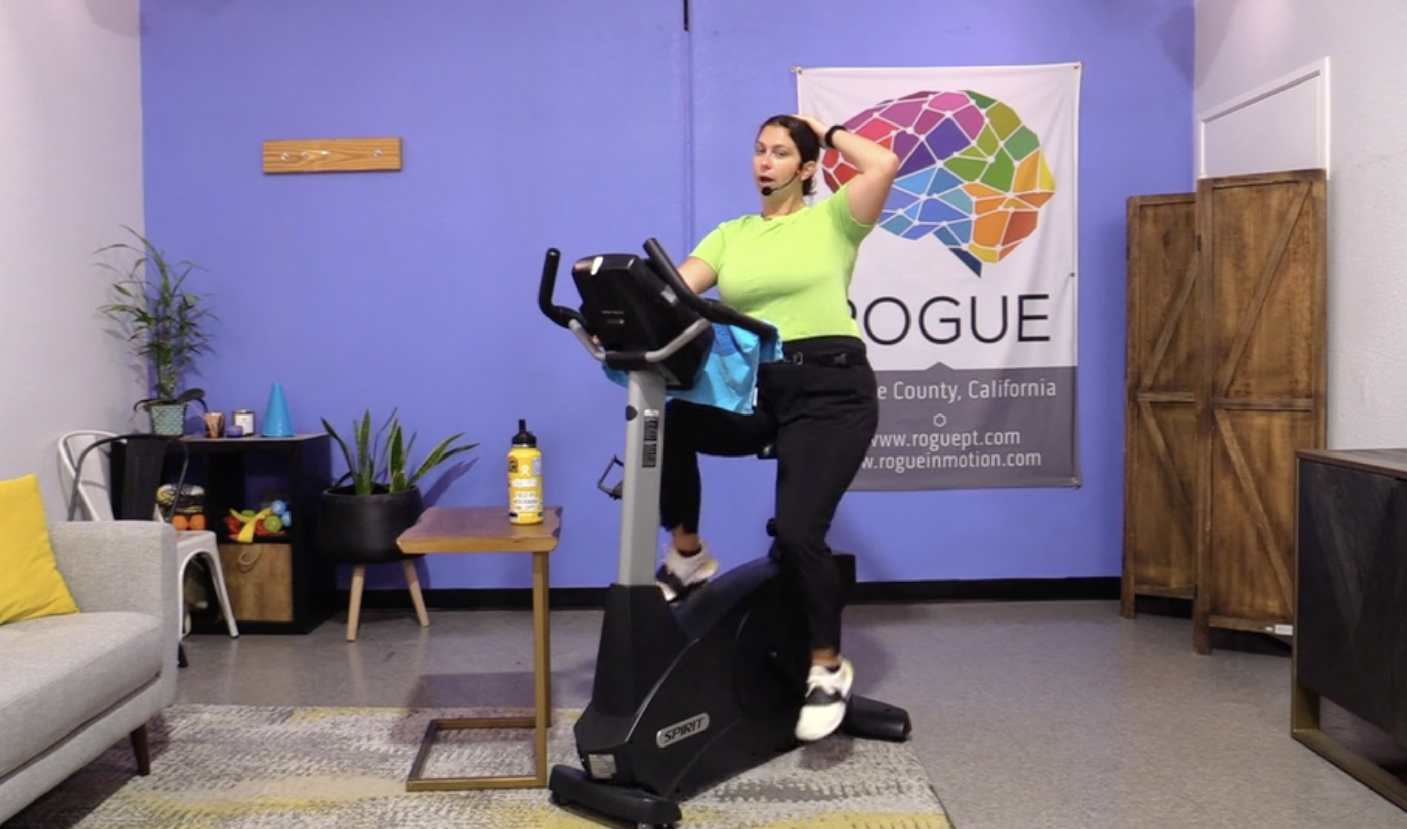 9-8-23 Cardio ~ Friday ~ 30 Minutes of Intervals with Julia!