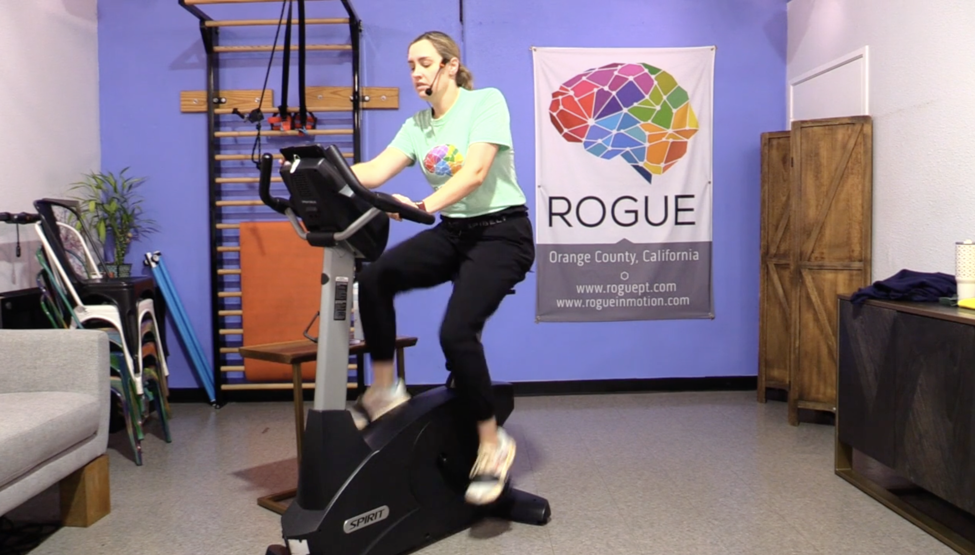 12-12-25 Cardio ~ Friday ~ 40 Minutes of Intervals with Marie!