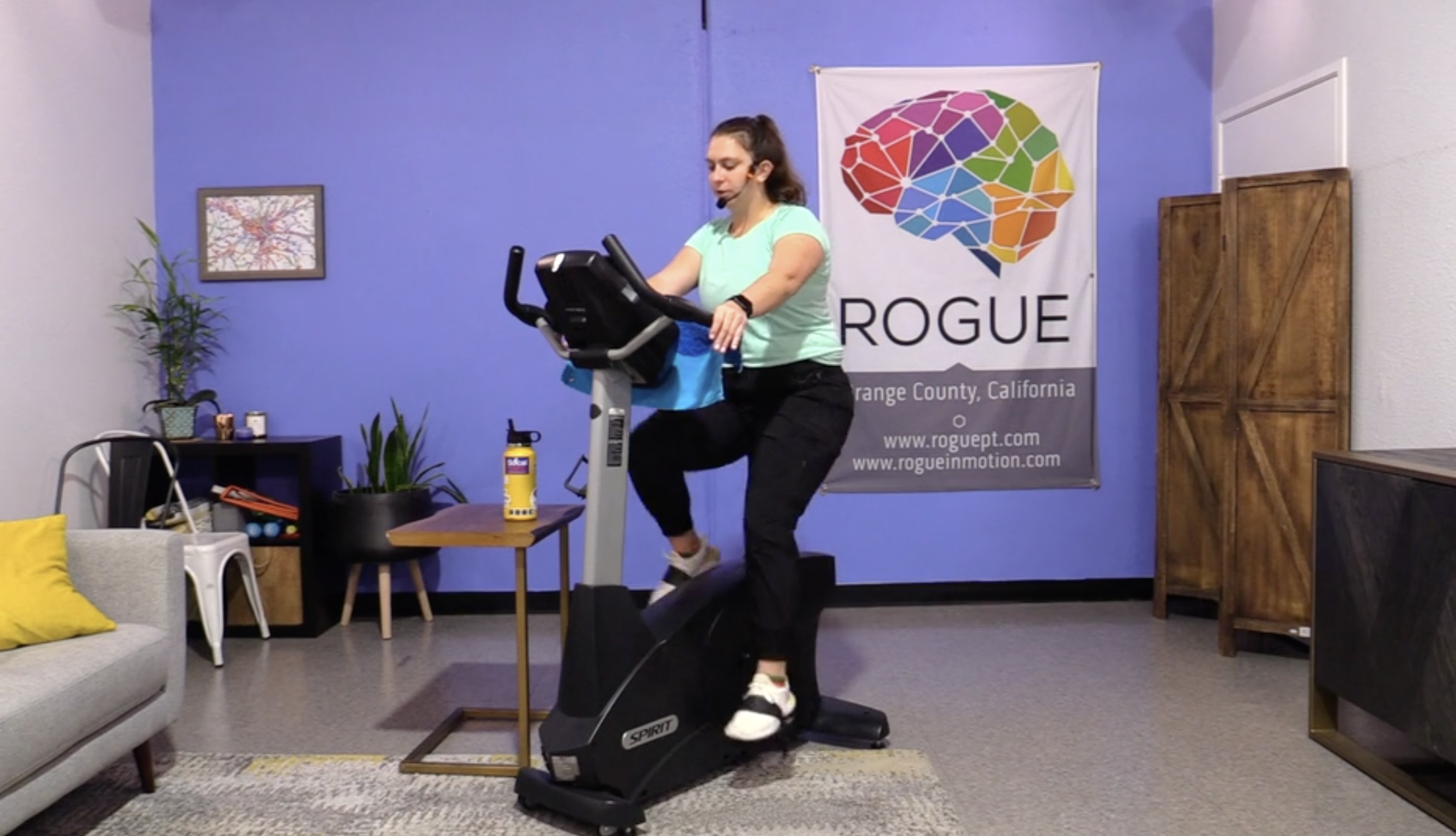 3-31-23 Cardio - Friday - 30 Minutes of Intervals with Julia!