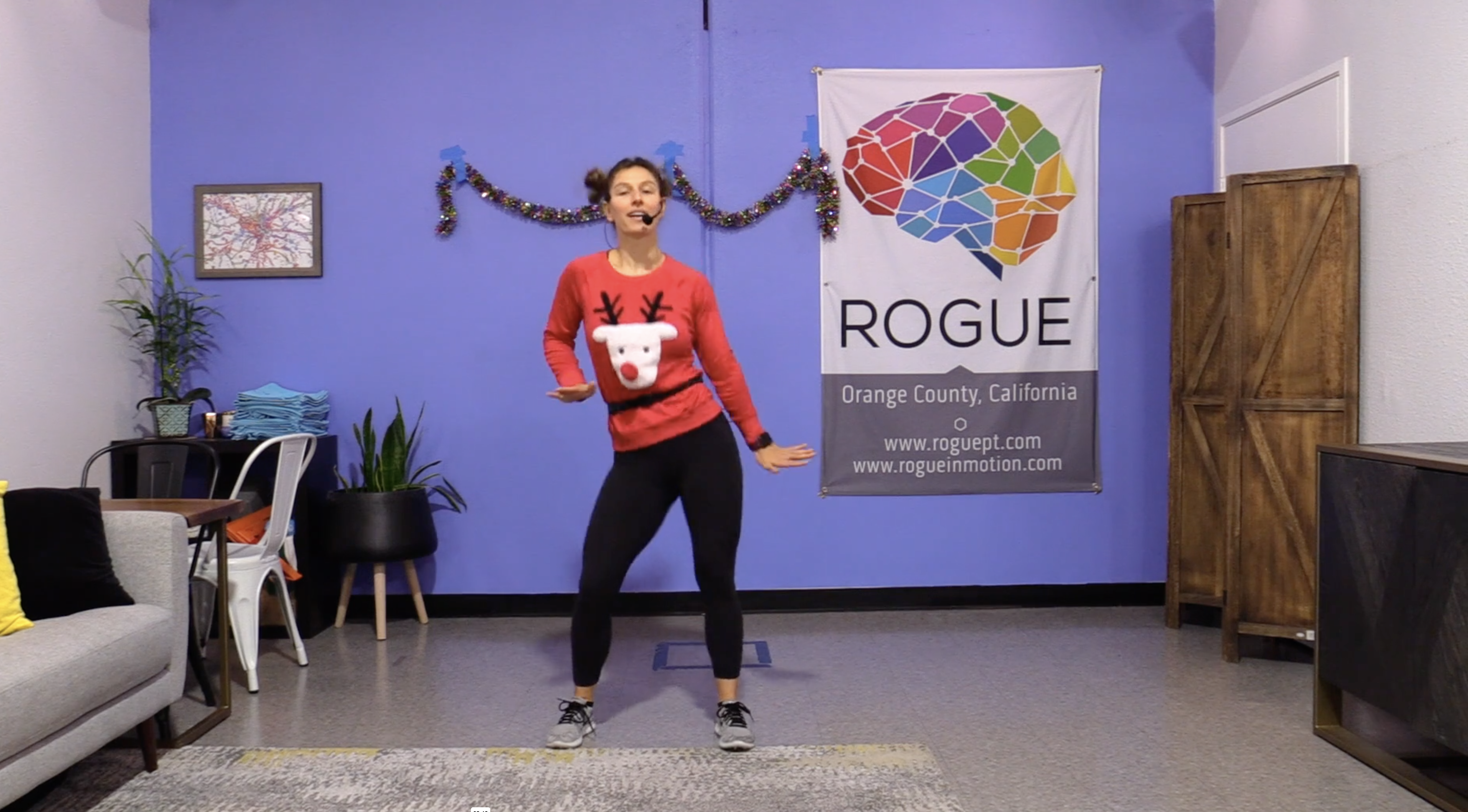 12-23-22 Dance - Friday - Holiday Fun with Leann!