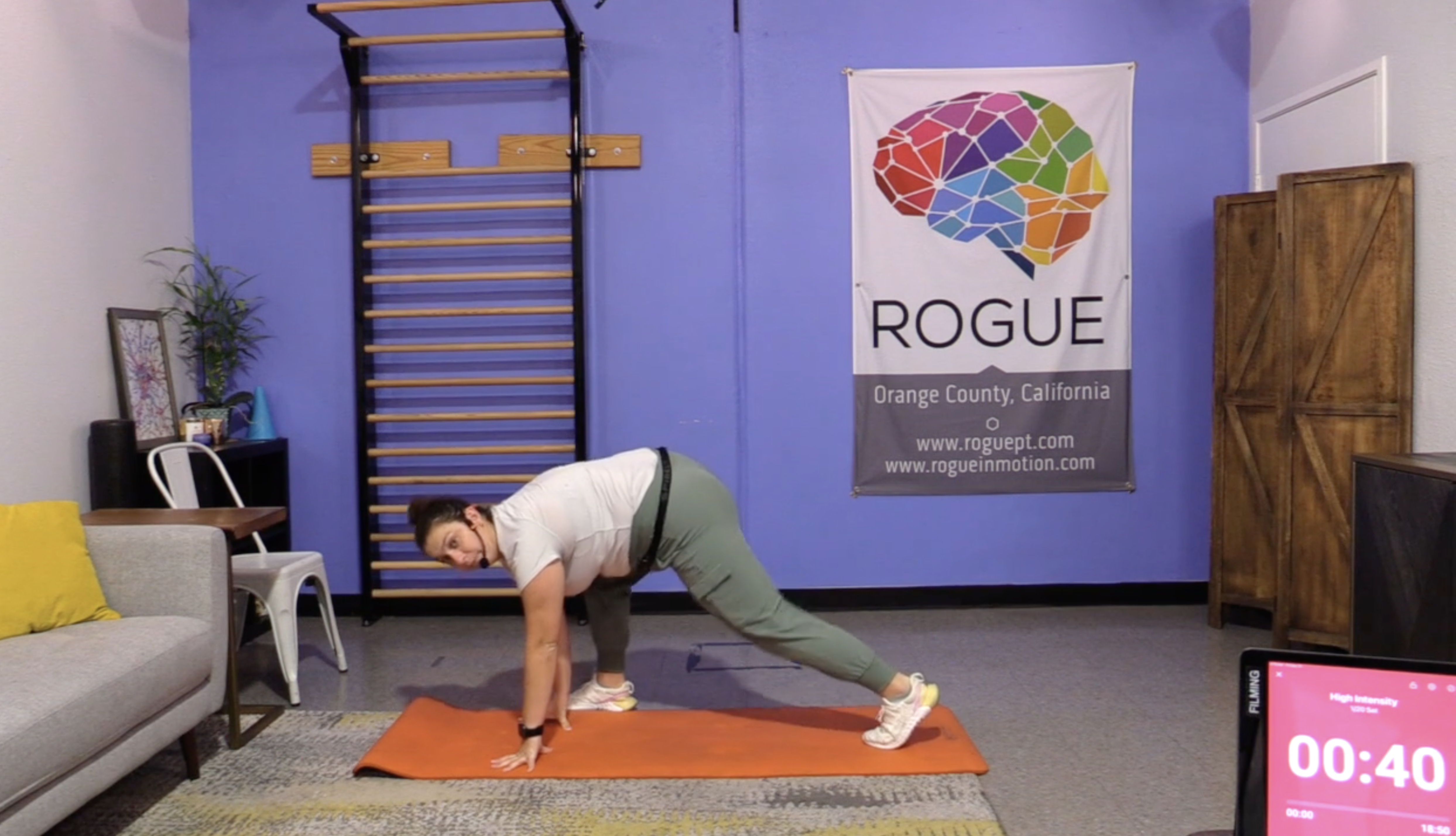 12-15-23 HIIT ~ Friday ~ Strength Week with Julia!