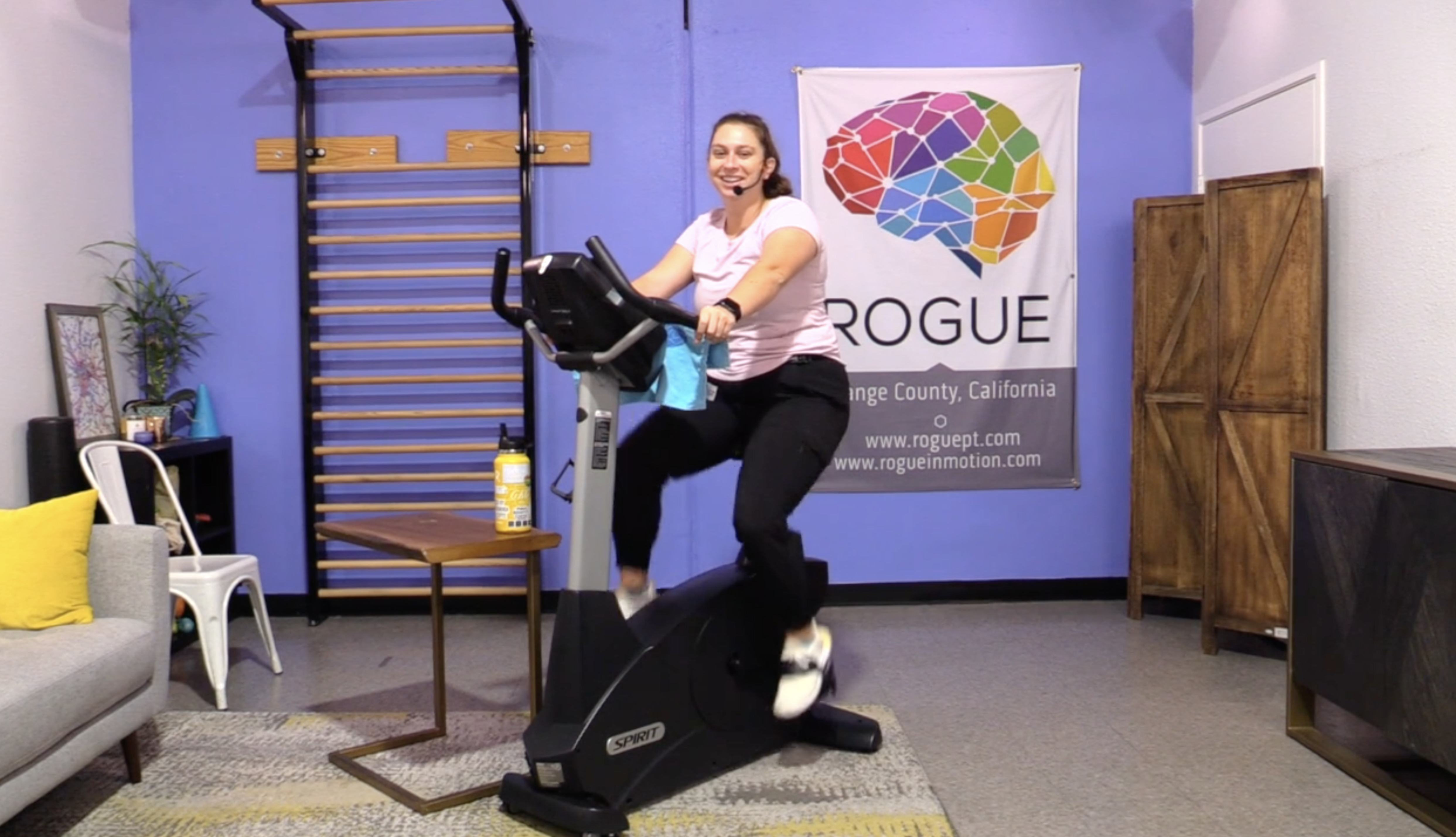 12-4-23 Cardio ~ Monday ~ 35 Minute of Intervals with Julia!