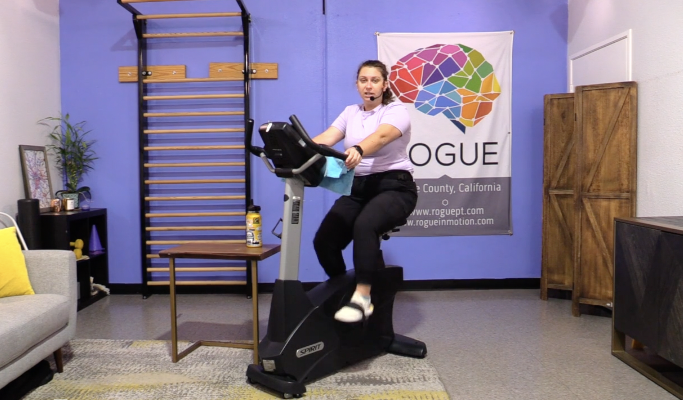 4-8-24 Cardio ~ Monday ~35 Minutes of Intervals with Julia!