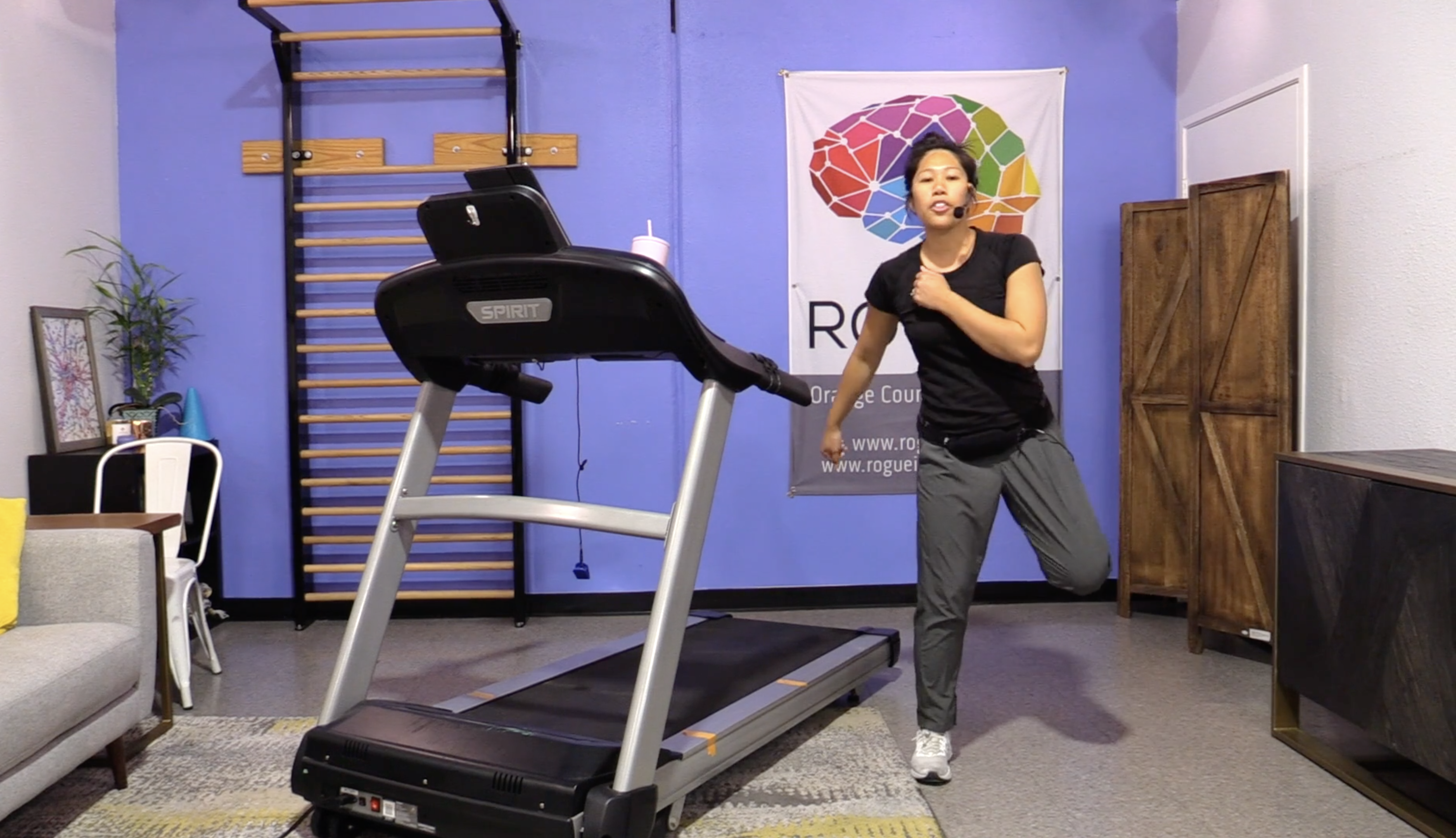 10-4-23 Cardio ~ Wednesday ~ 35 Minutes of Intervals with Jamie!